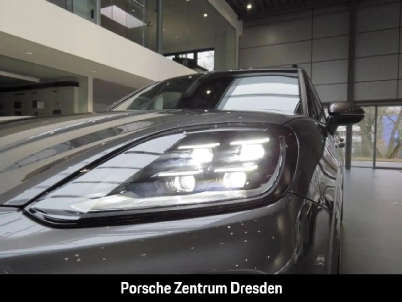 Porsche Cayenne *Panorama*AHK*Sportaga*Bose*HD Matrix 13