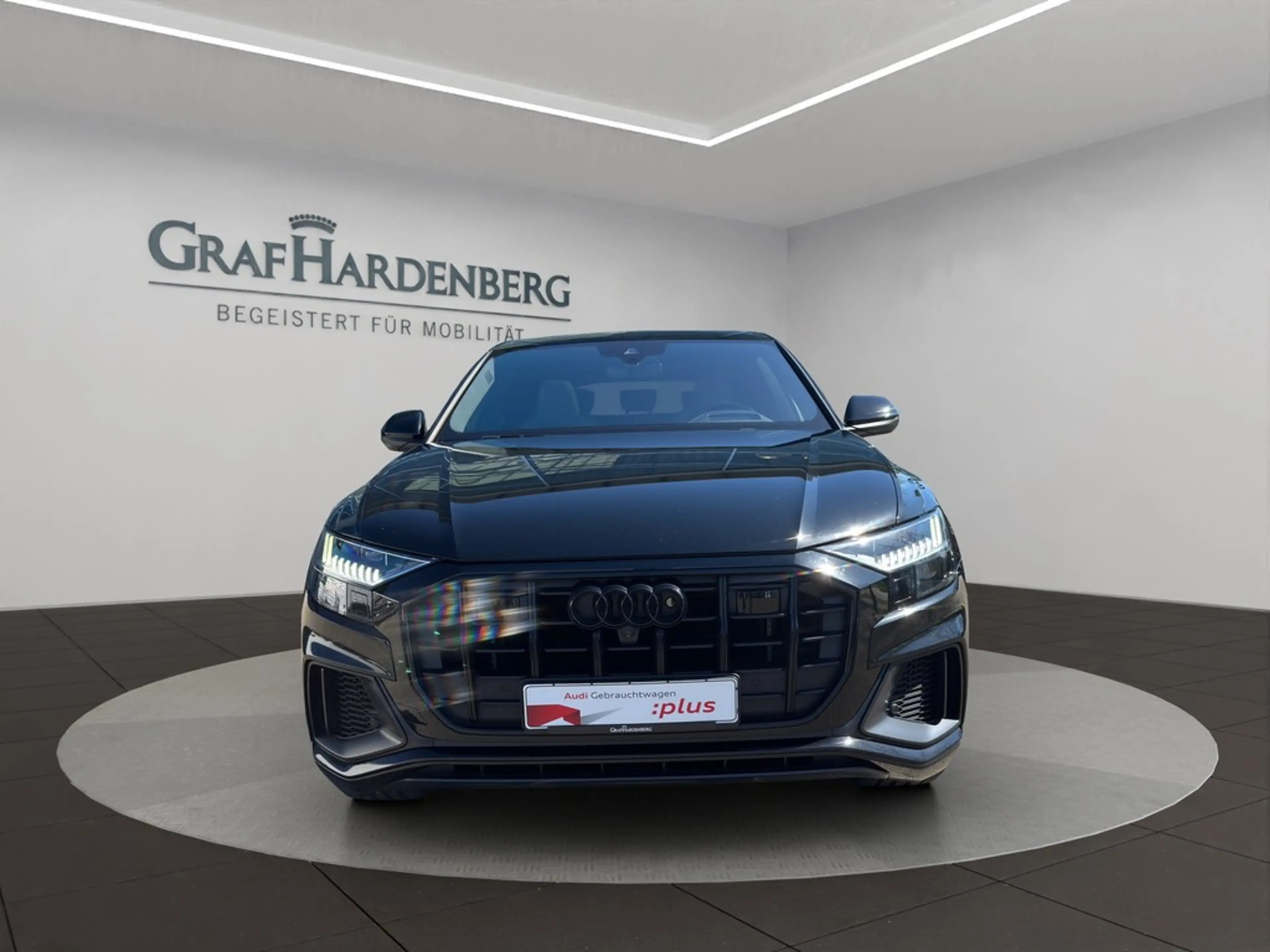 Audi SQ8 4.0 TFSI Quat. Tiptr. AHK Pano Standheizung — photo 9