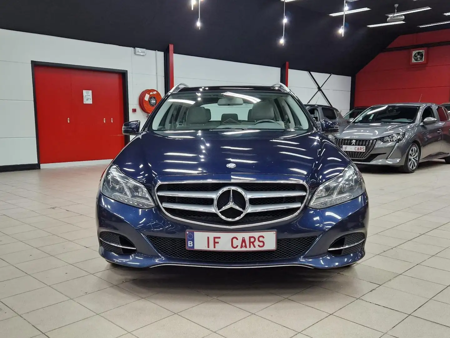 Mercedes-Benz E 220 E 220 CDI BlueEFFICIENCY**PANO**NAVIGATIE**CAMERA Blu/Azzurro - 2