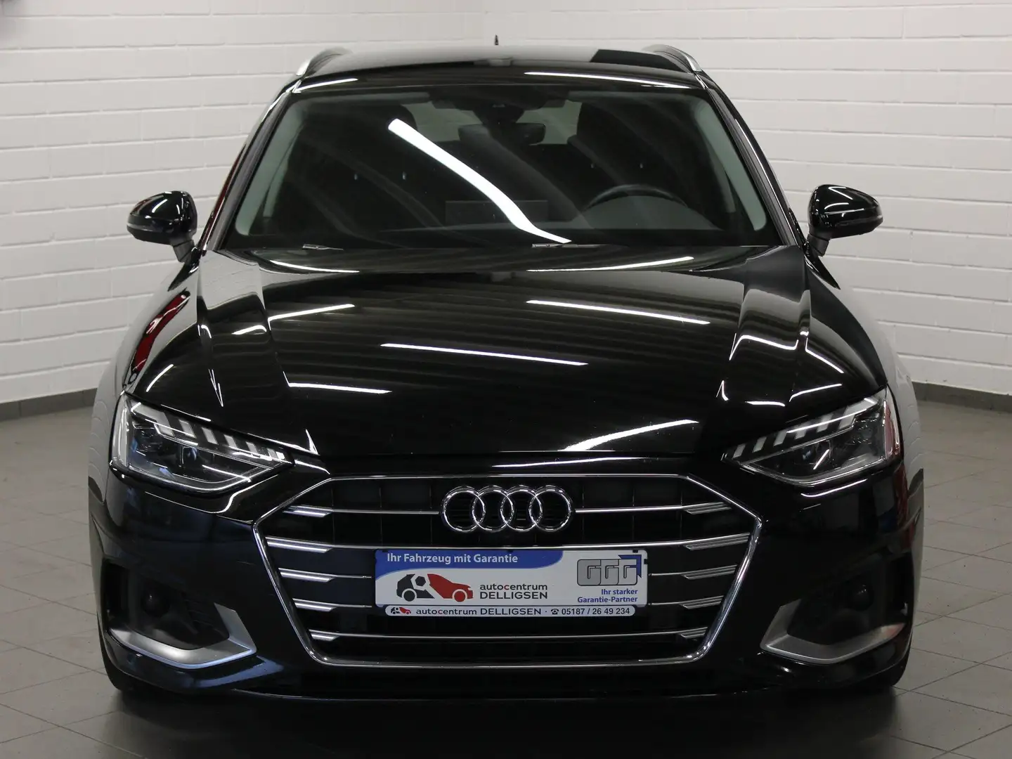 Audi A4 40 2,0 Ltr.-16V TDI  advanced AHK Rfk LED DAB BT Negro - 2