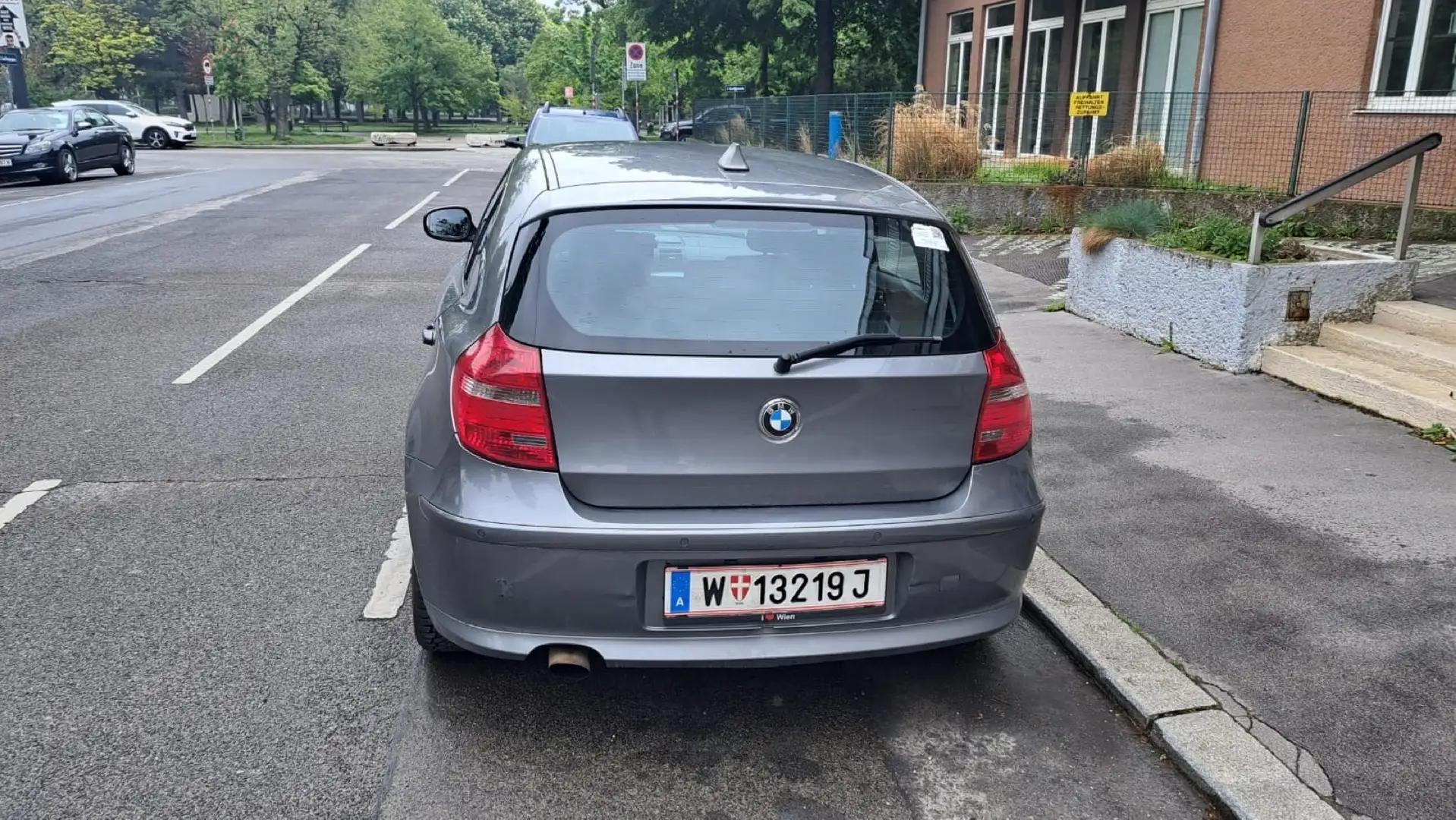 BMW 116 116d Österreich-Paket Silber - 2
