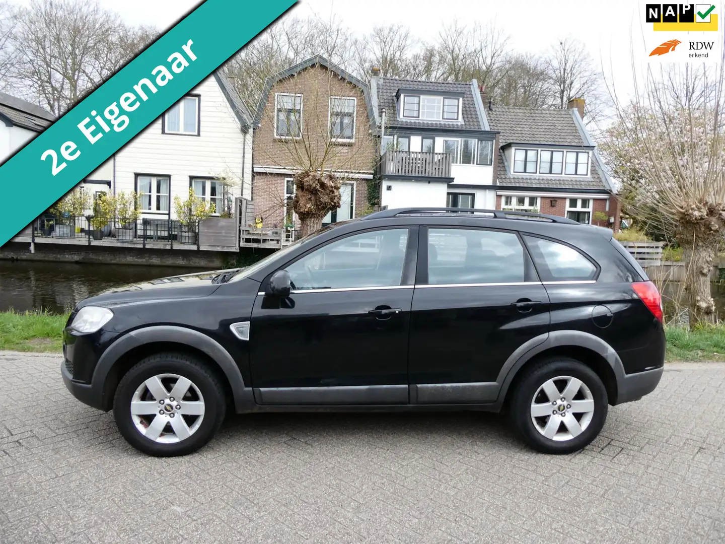 Chevrolet Captiva 2.4i Style 2WD 7-Persoons 2e eig. Trekhaak 1500kg Noir - 1