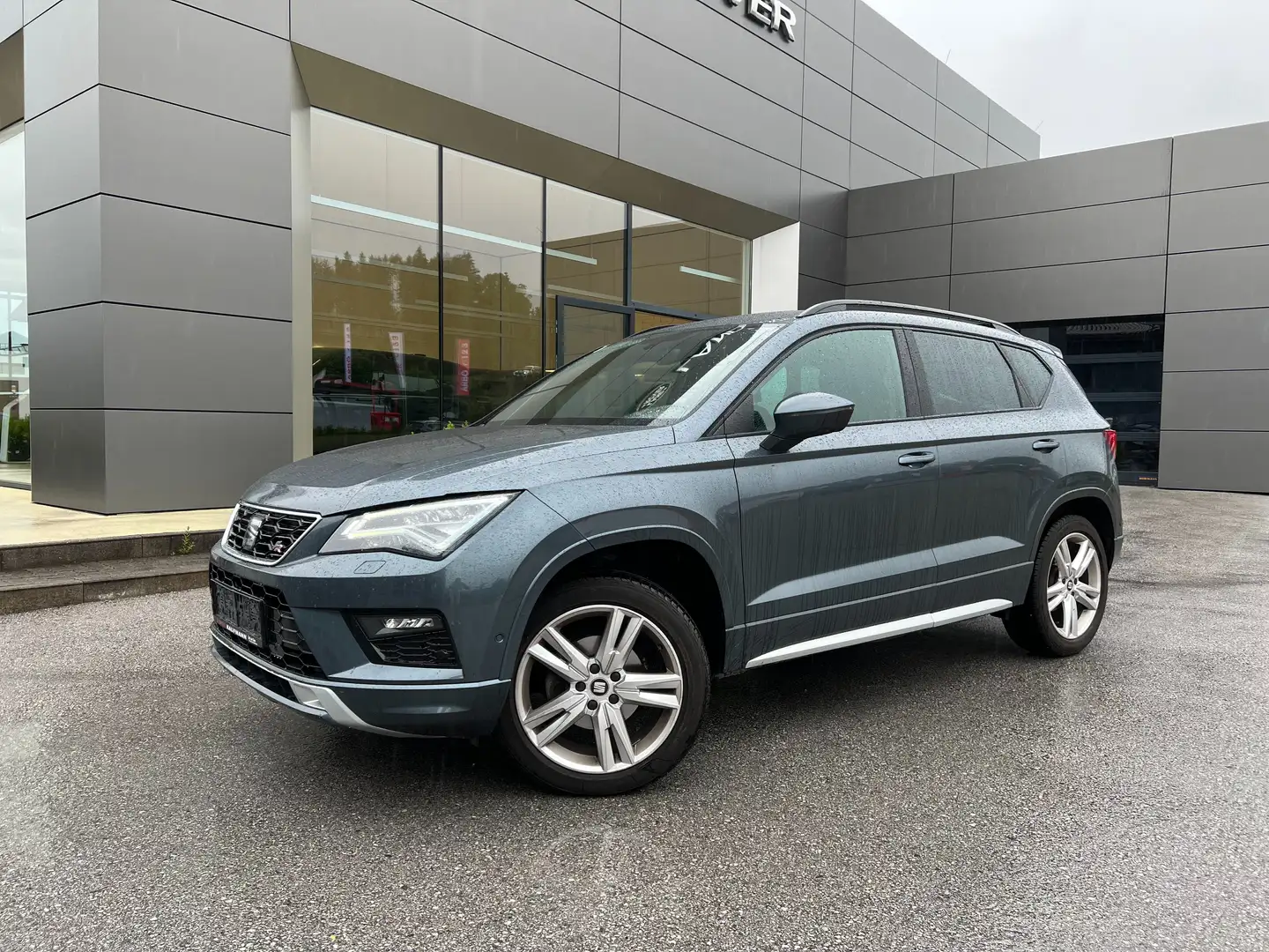 SEAT Ateca 1,5 FR ACT TSI FR Gris - 1