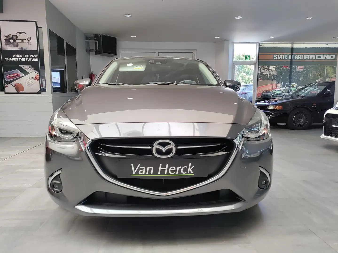 Mazda 2 SKYACTIV-G skyCRUISE AUT - 2