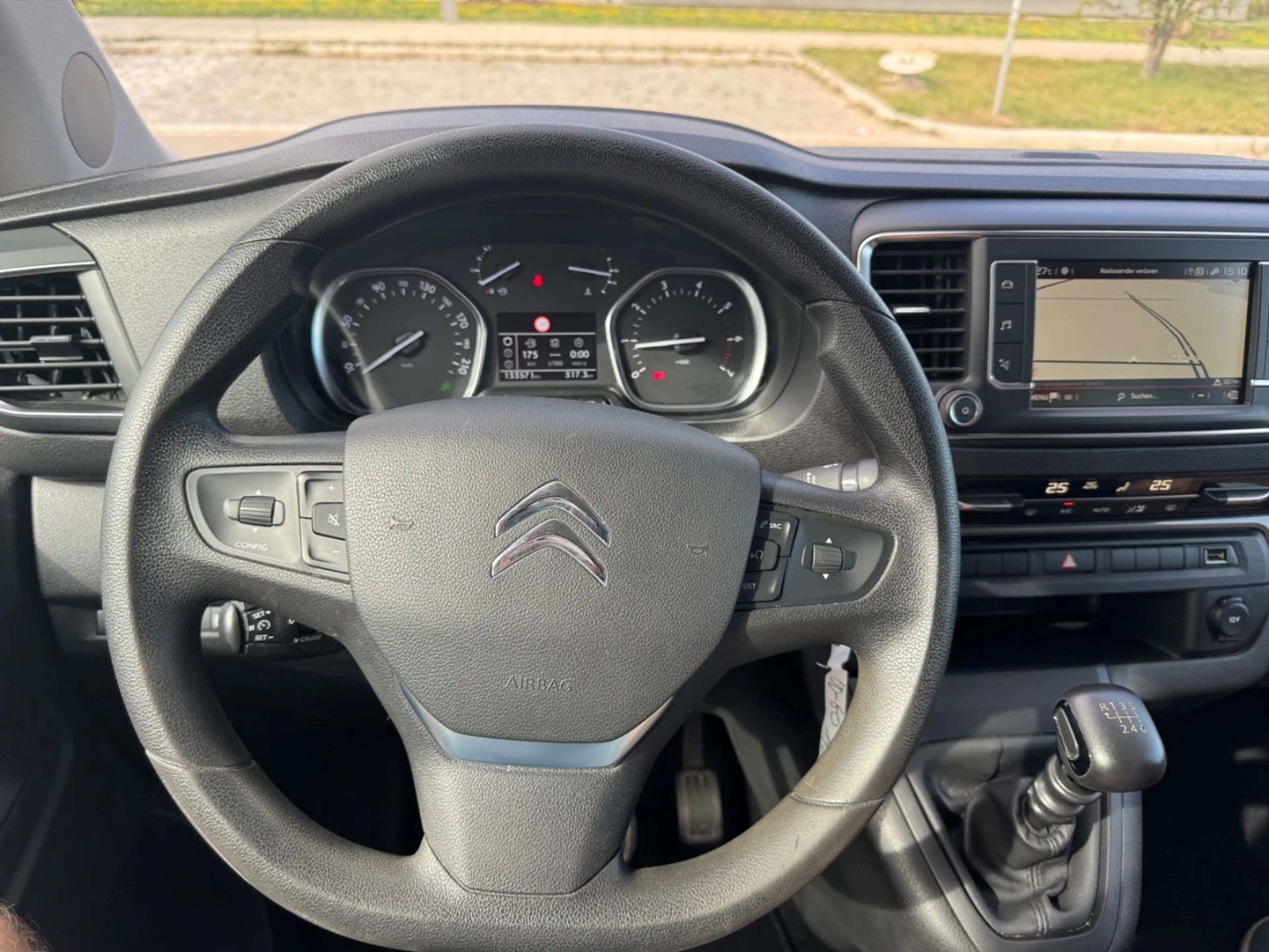 Citroen Spacetourer Spacetourer Feel M — photo 10