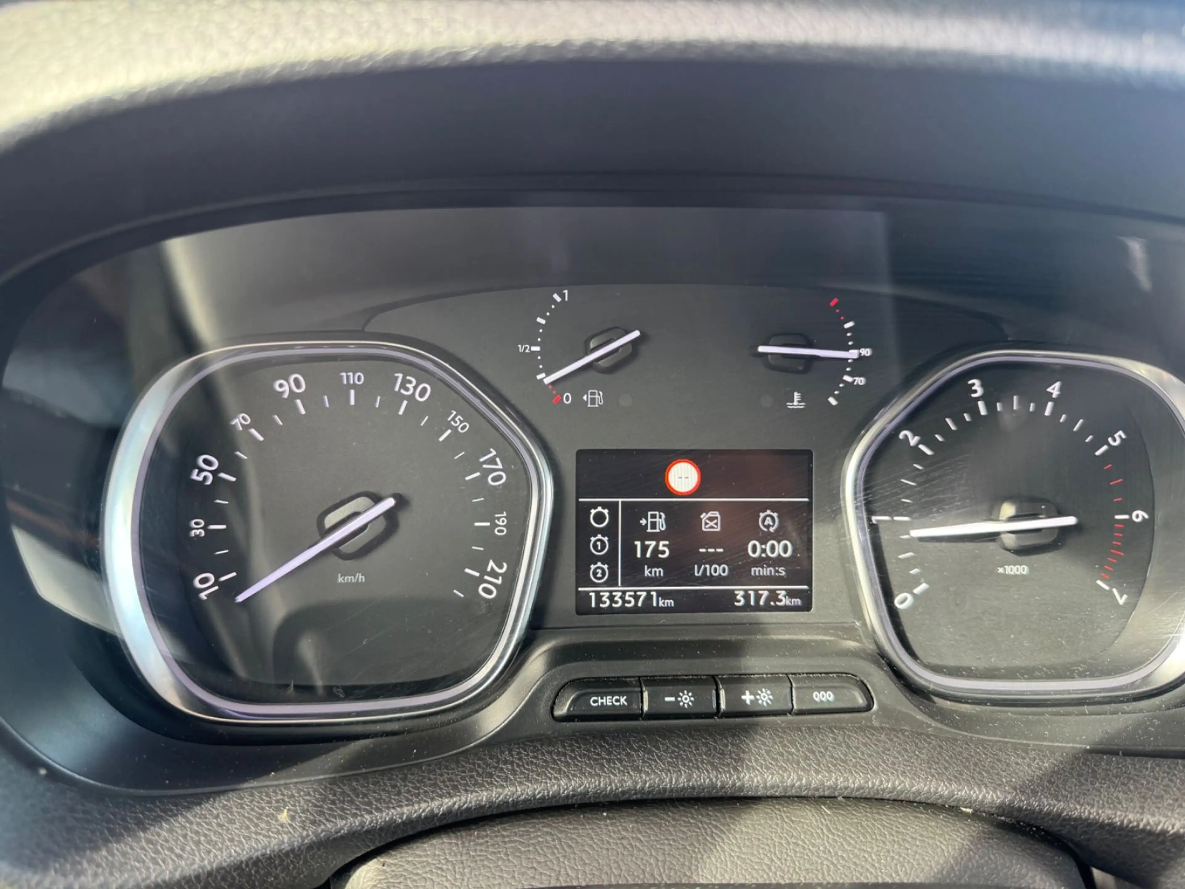 Citroen Spacetourer Spacetourer Feel M — photo 11