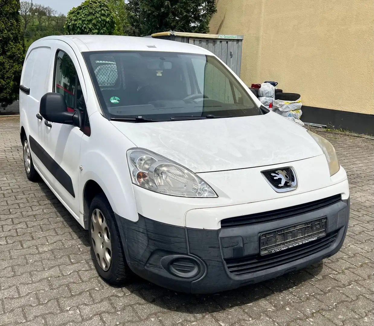 Peugeot Partner L1 Komfort *LKW Zulassung* Weiß - 2