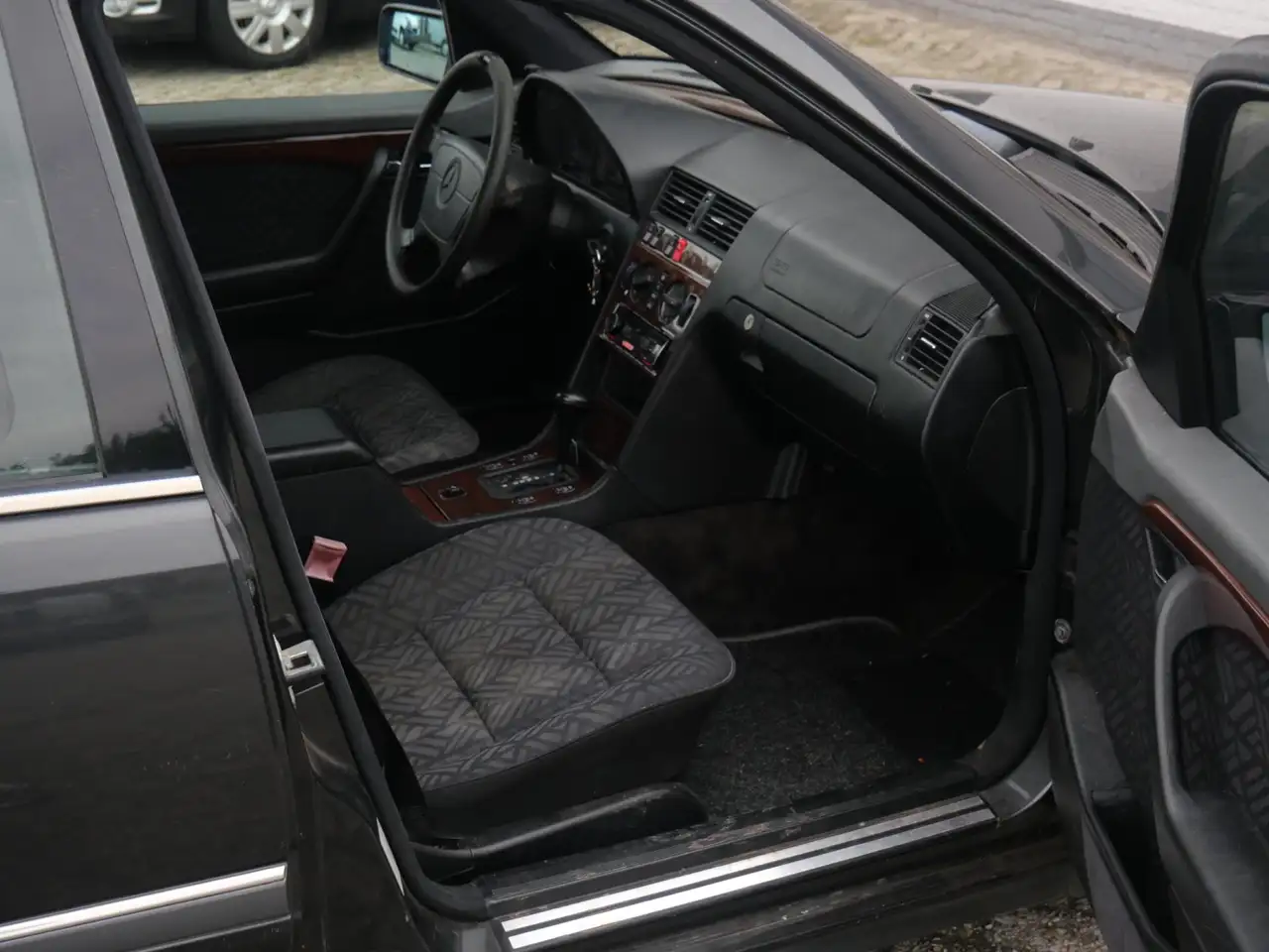 Mercedes-Benz C 280 Elegance Airco Automaat Nieuwe apk, foto 7