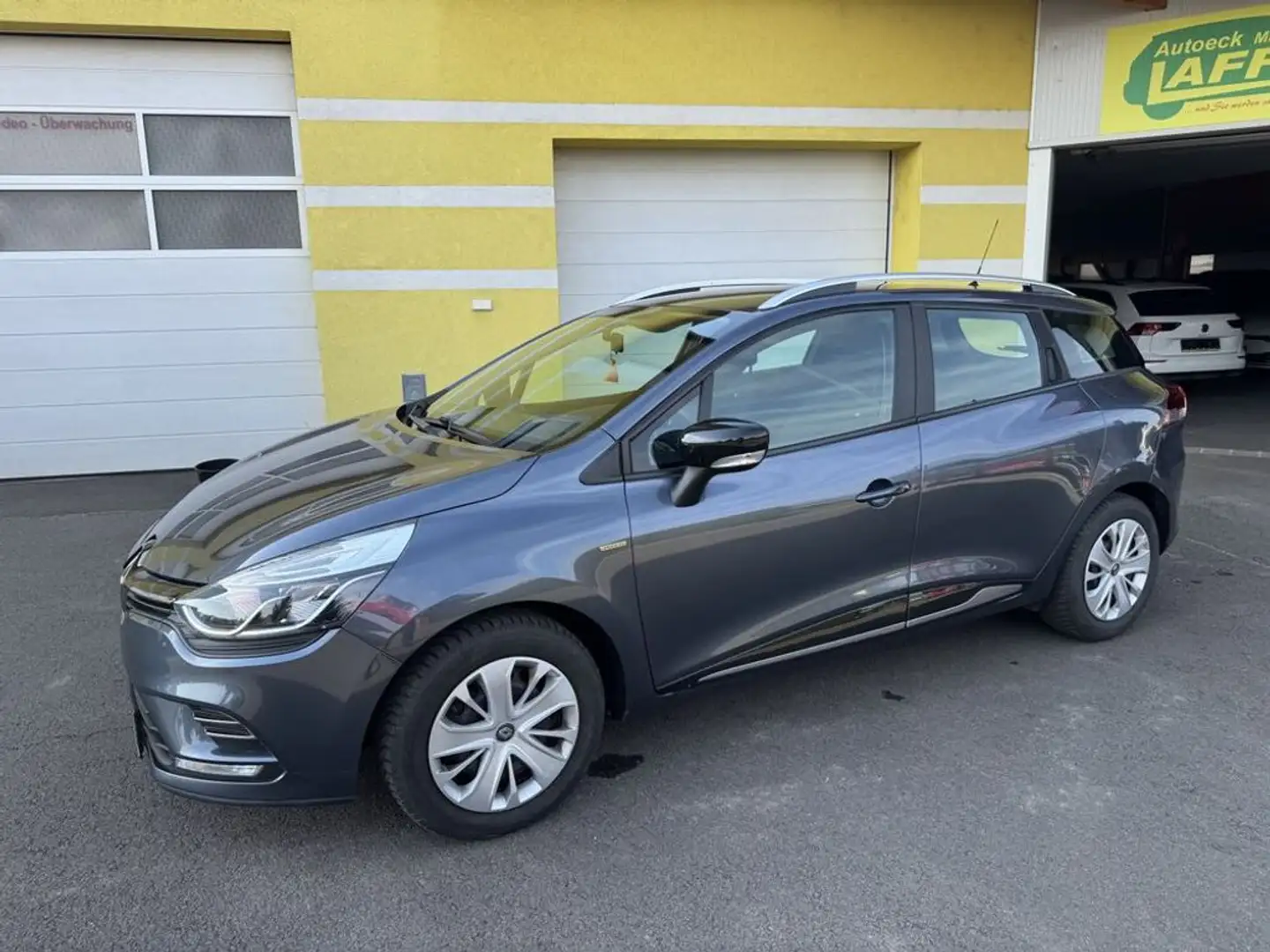 Renault Clio Kombi Expression - nur 56000km TOP! Grau - 1