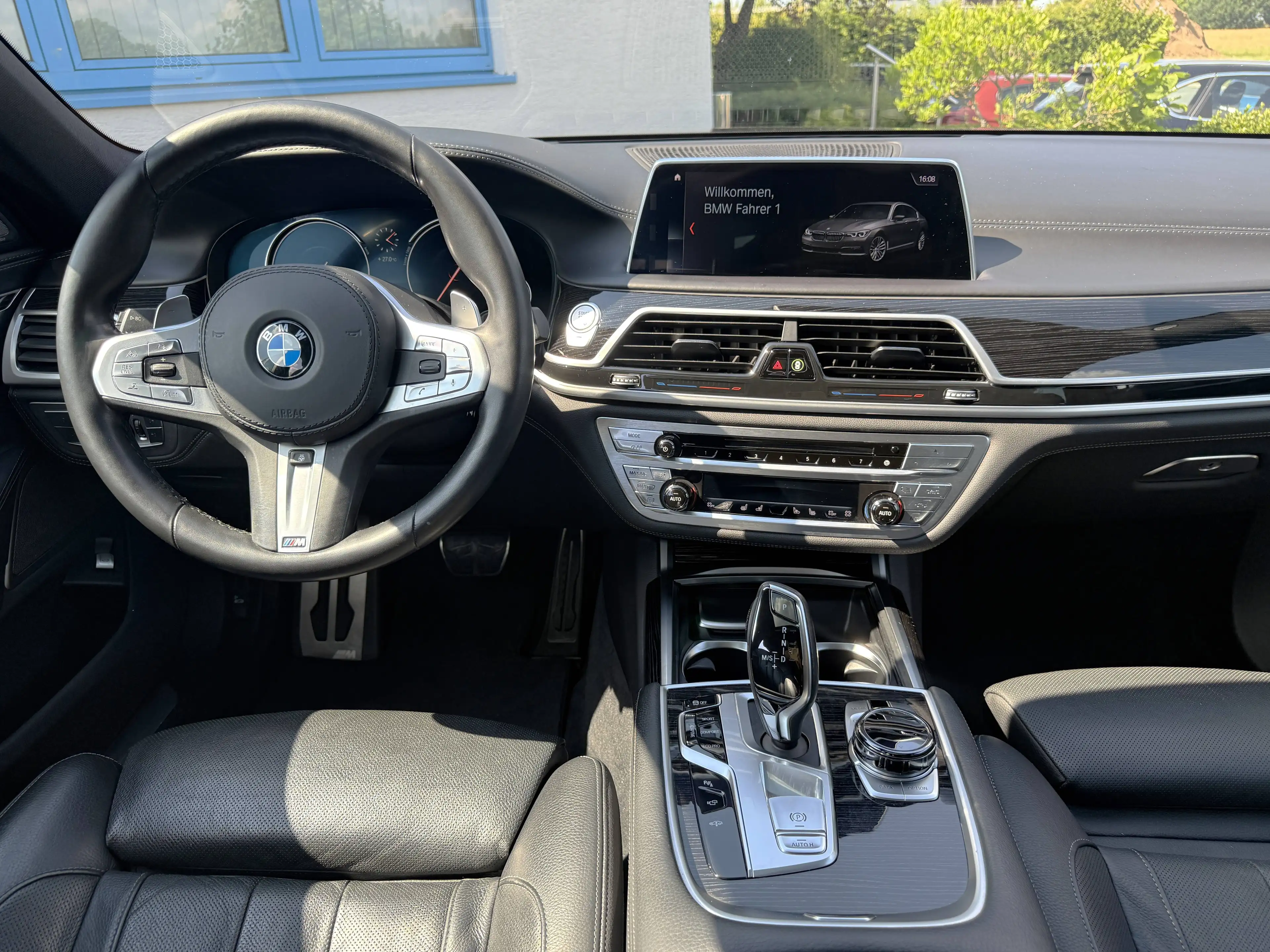 BMW 740 d xDrive Lim. M Sport HUD AHK Standheizung Massage — photo 14