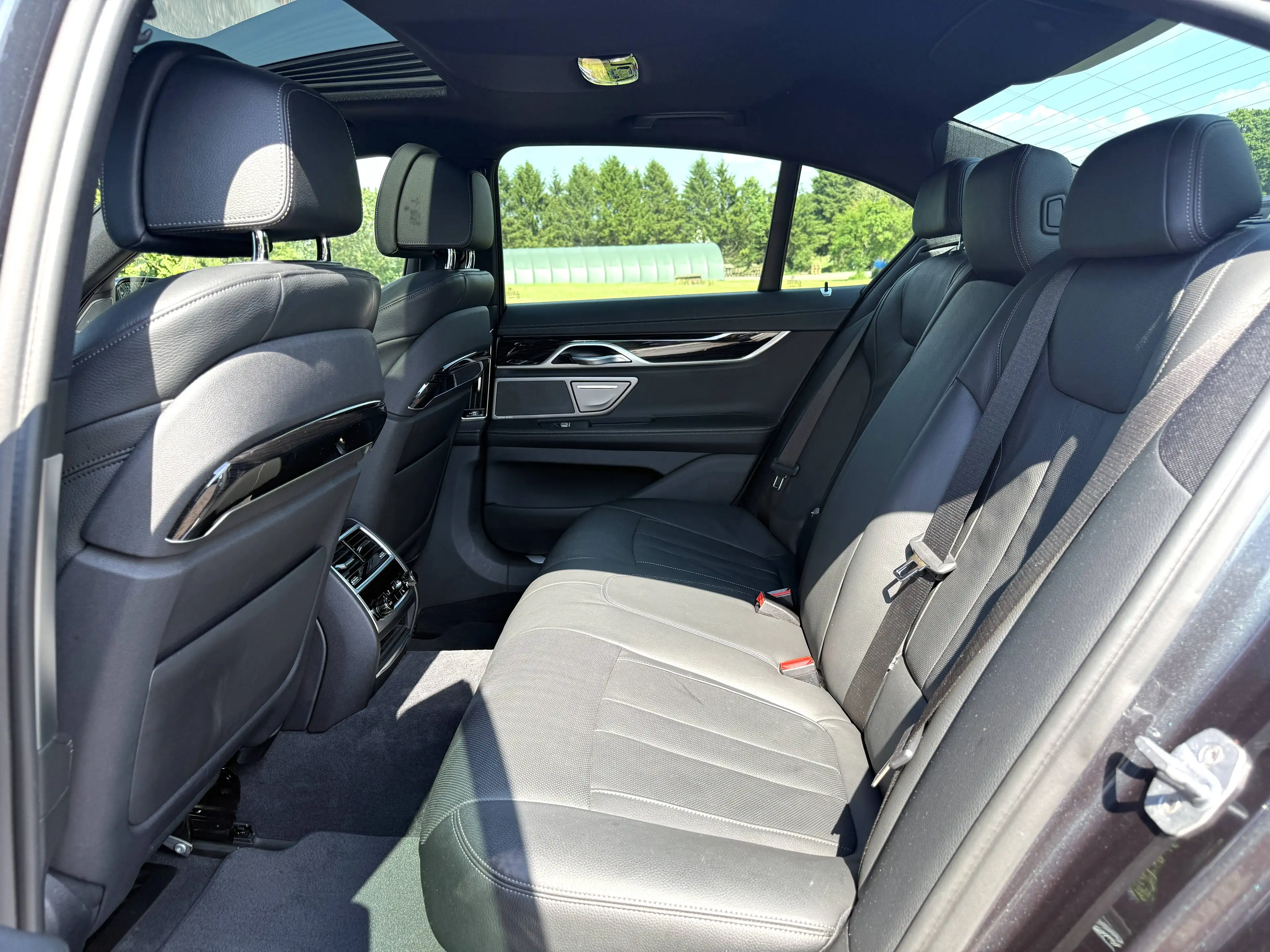 BMW 740 d xDrive Lim. M Sport HUD AHK Standheizung Massage — photo 12