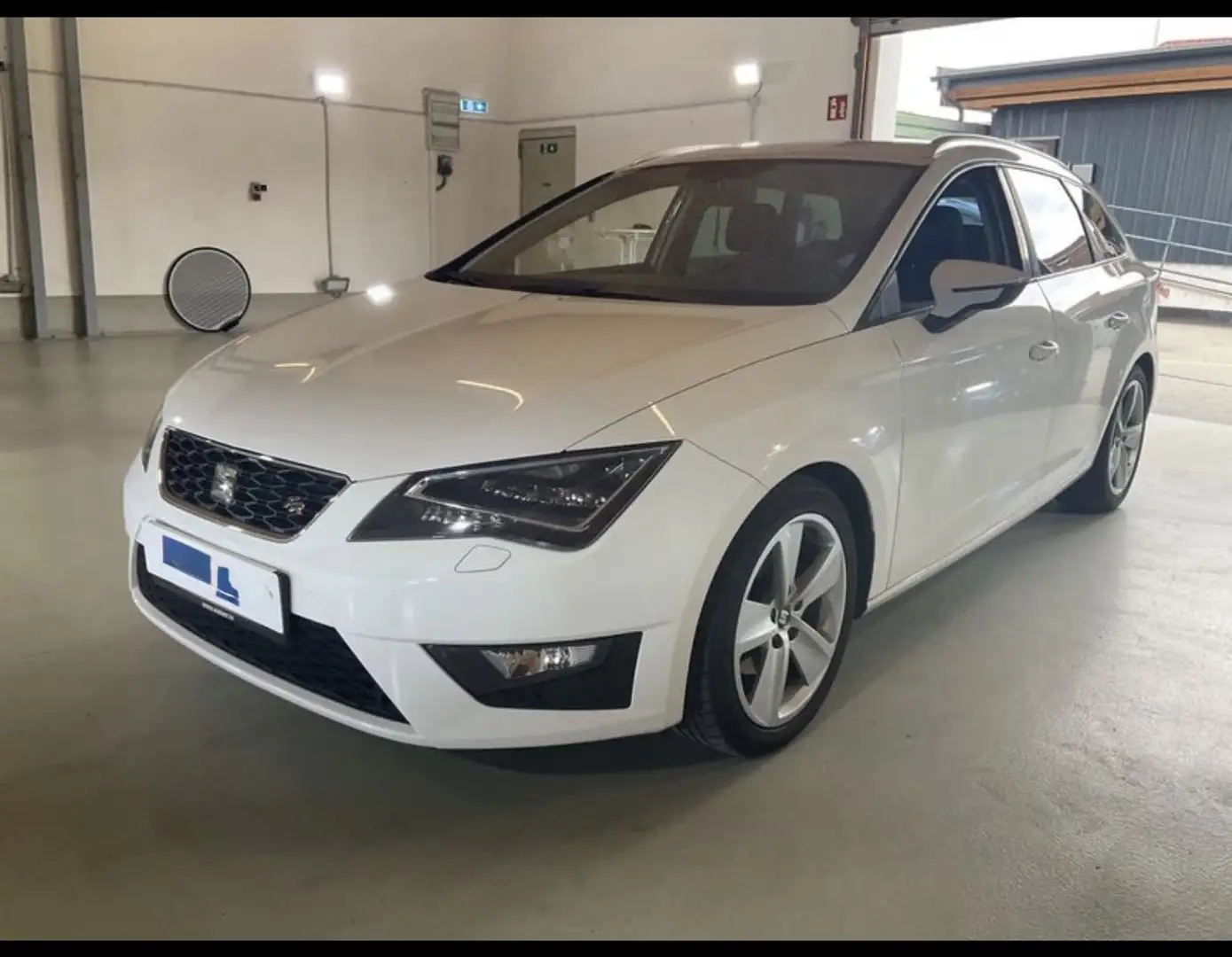 SEAT Leon ST FR 2,0 TDI CR Start-Stopp DSG - 2
