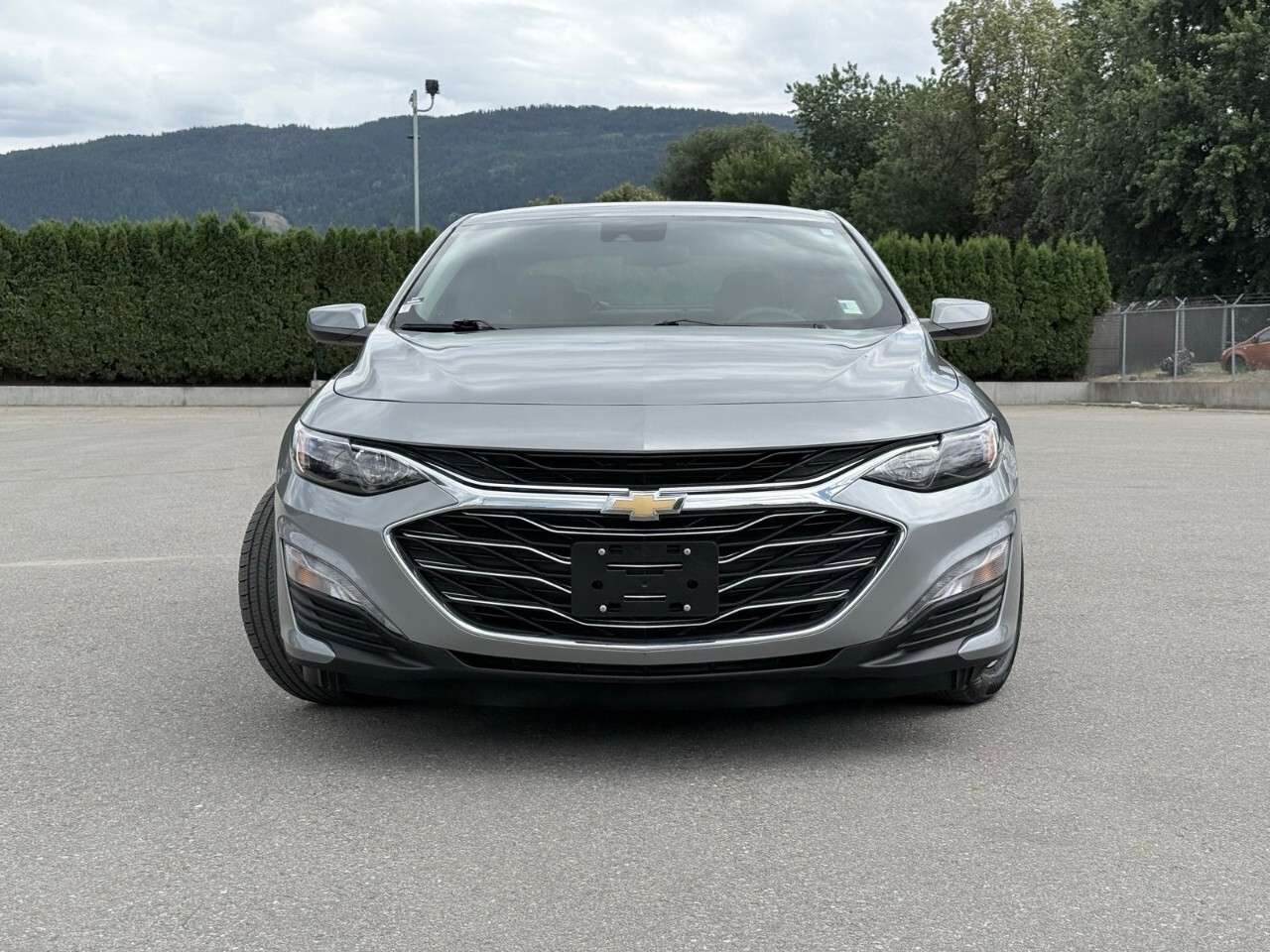 2025 Chevrolet Malibu 4dr Sdn 1LT — снимка 1