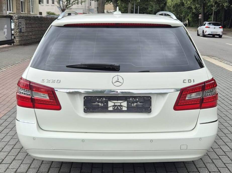 Mercedes-Benz E 220 E 220 CDI BlueEfficiency (212.202) — photo 6