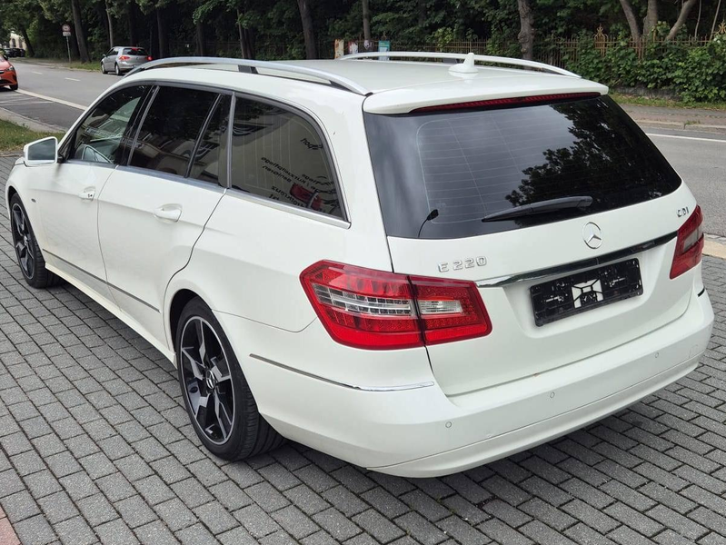 Mercedes-Benz E 220 E 220 CDI BlueEfficiency (212.202) — photo 5