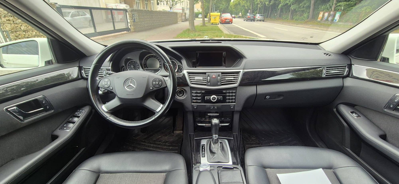Mercedes-Benz E 220 E 220 CDI BlueEfficiency (212.202) — photo 9