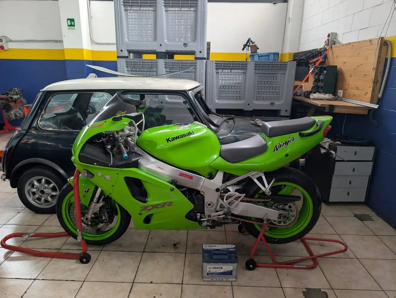 Kawasaki ZXR 750