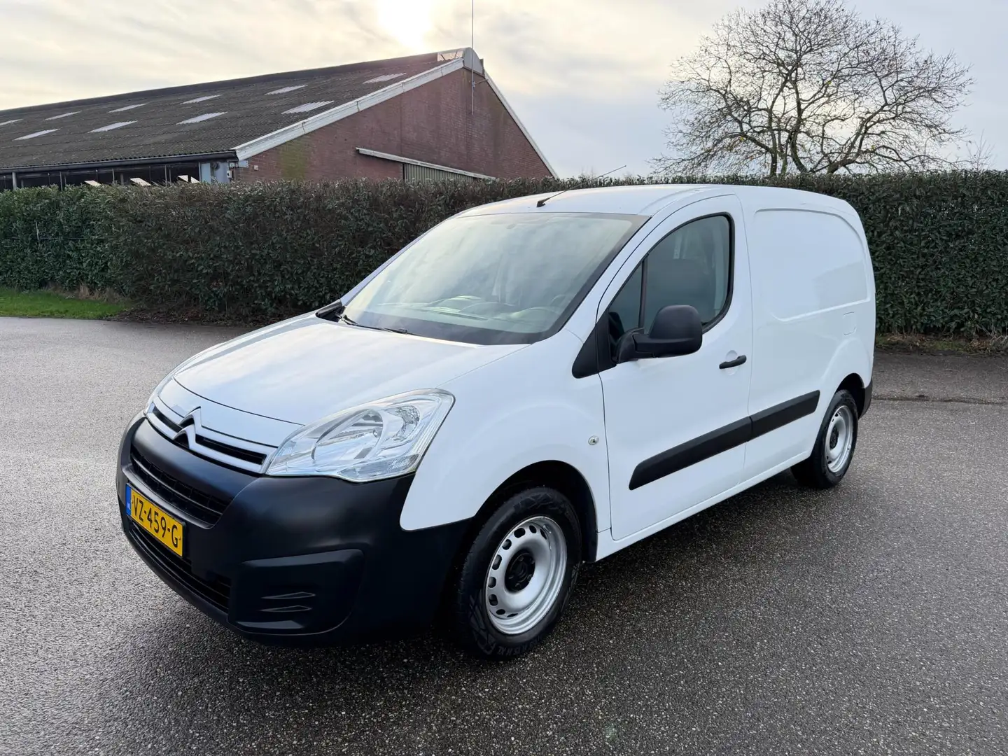 Citroen Berlingo 1.6 BlueHDI EURO6 AC 1E EIG APK 6/2026 Wit - 2