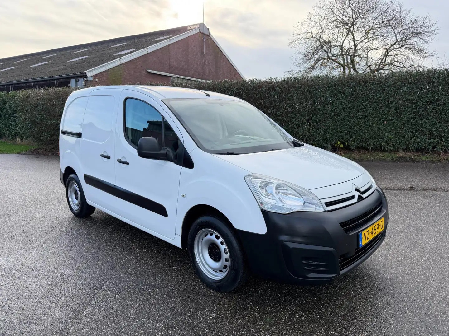 Citroen Berlingo 1.6 BlueHDI EURO6 AC 1E EIG APK 6/2026 Wit - 1
