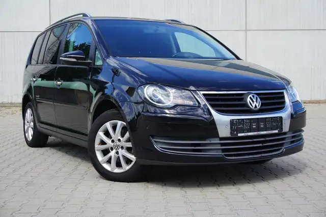 Volkswagen Touran 2.0TDI AHK Navi SHZ PDC Tempomat 7-Sitzer
