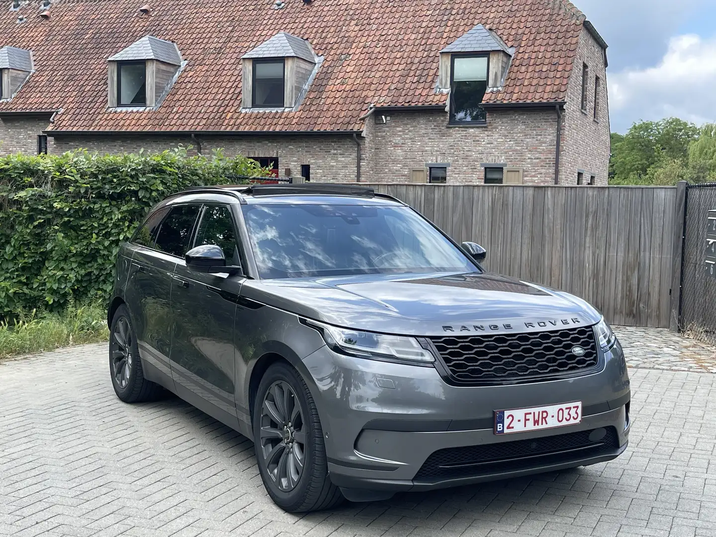 Land Rover Range Rover Velar 2.0d SE - 1
