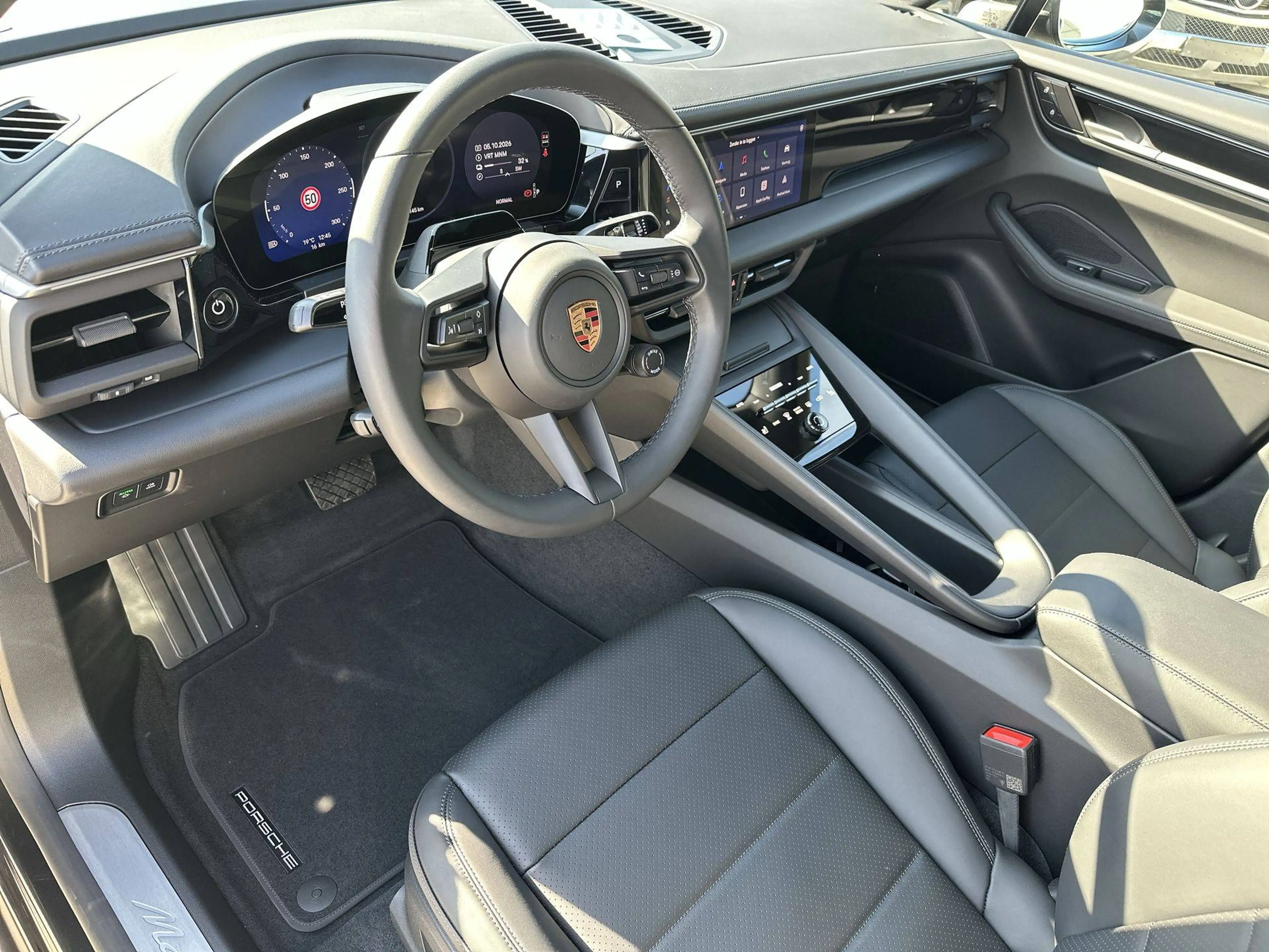 Porsche Macan ELECTRIC Pano Dak Lederpakket 21" Bose — photo 14