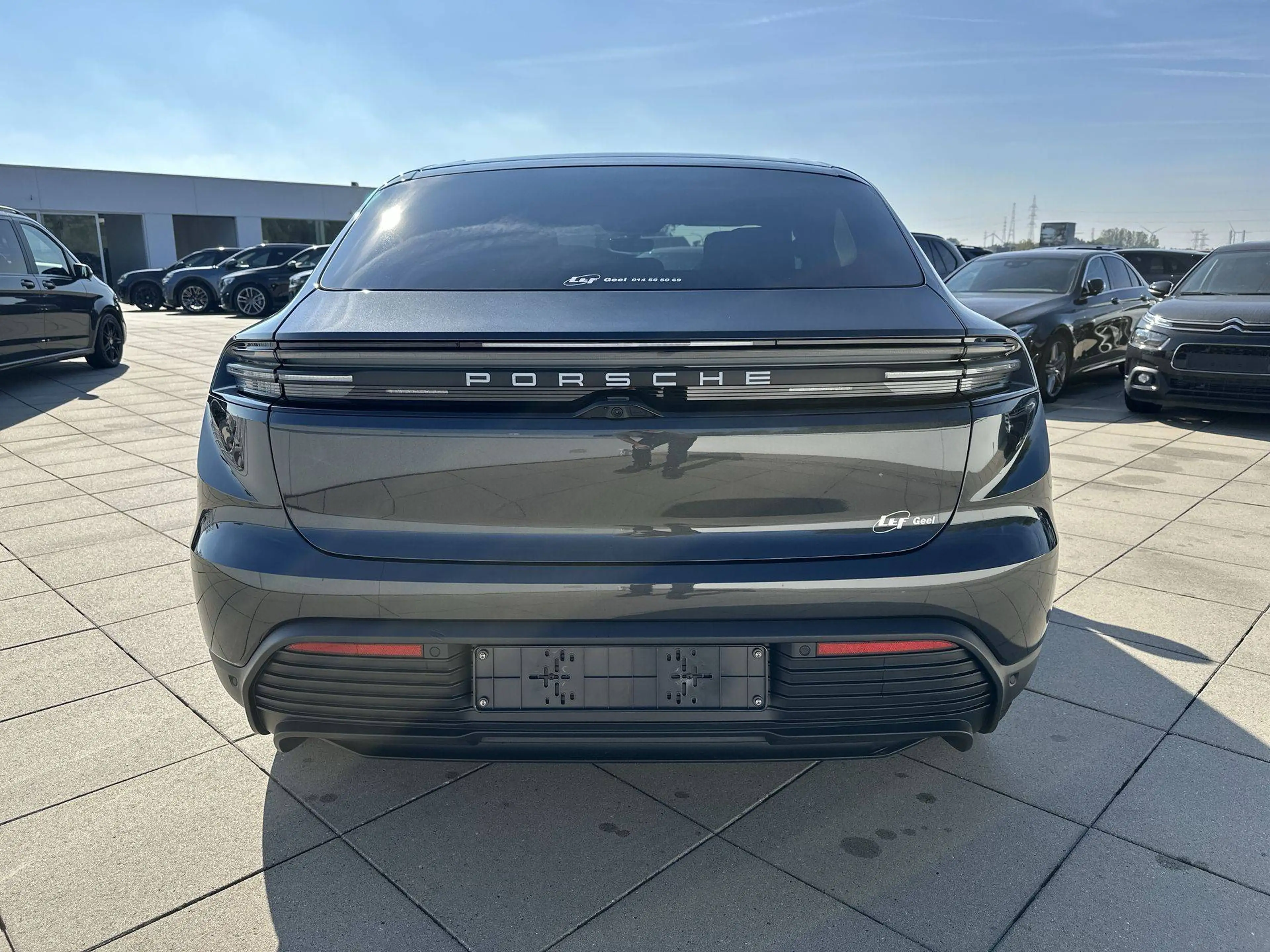 Porsche Macan ELECTRIC Pano Dak Lederpakket 21" Bose — photo 5