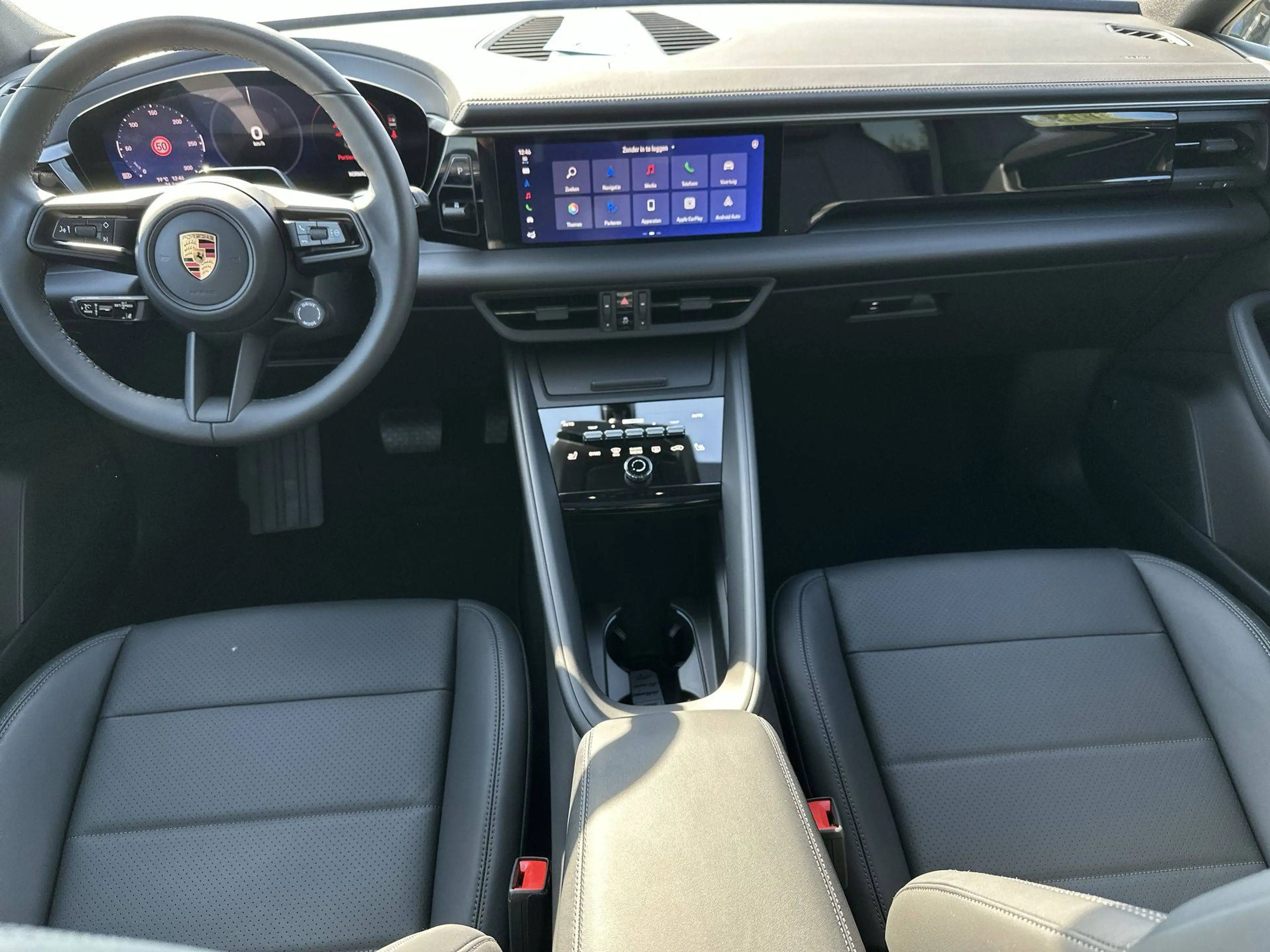 Porsche Macan ELECTRIC Pano Dak Lederpakket 21" Bose — photo 10