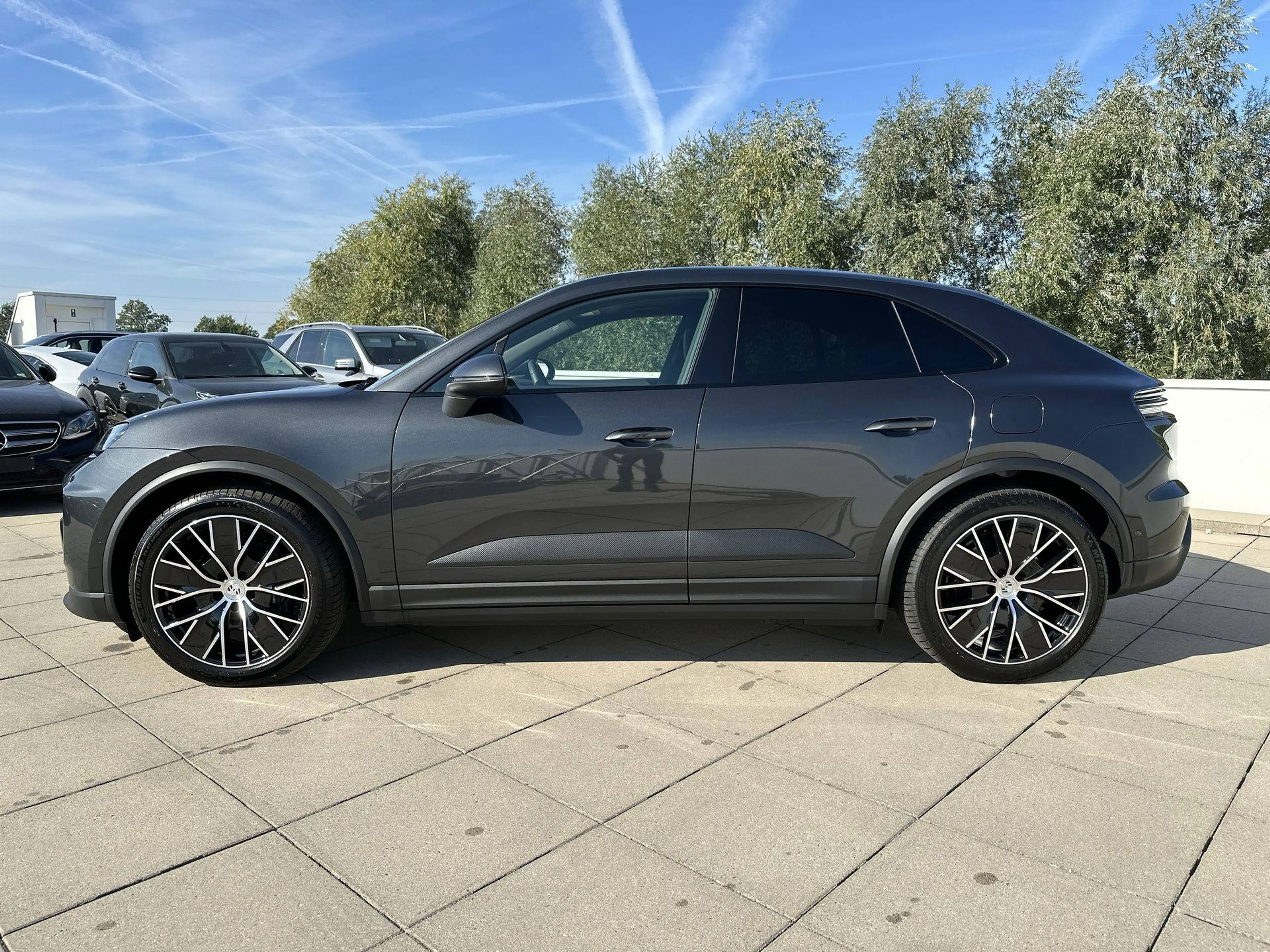 Porsche Macan ELECTRIC Pano Dak Lederpakket 21" Bose — photo 3