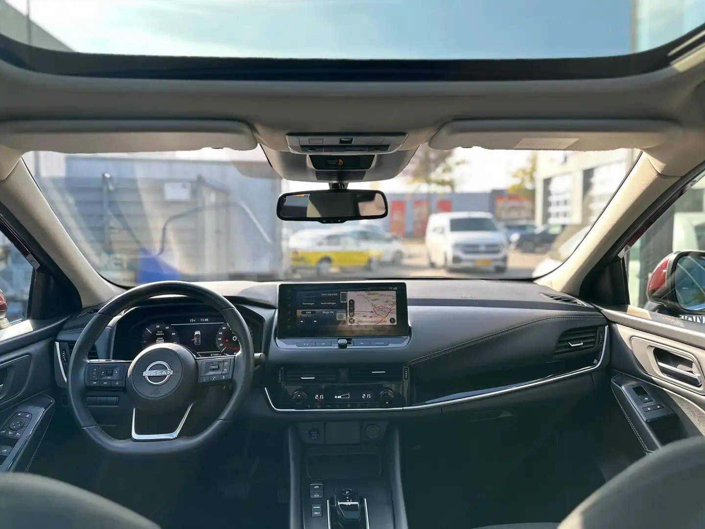 Nissan Qashqai E-power 190pk Hybrid Business Design Rouge - 2