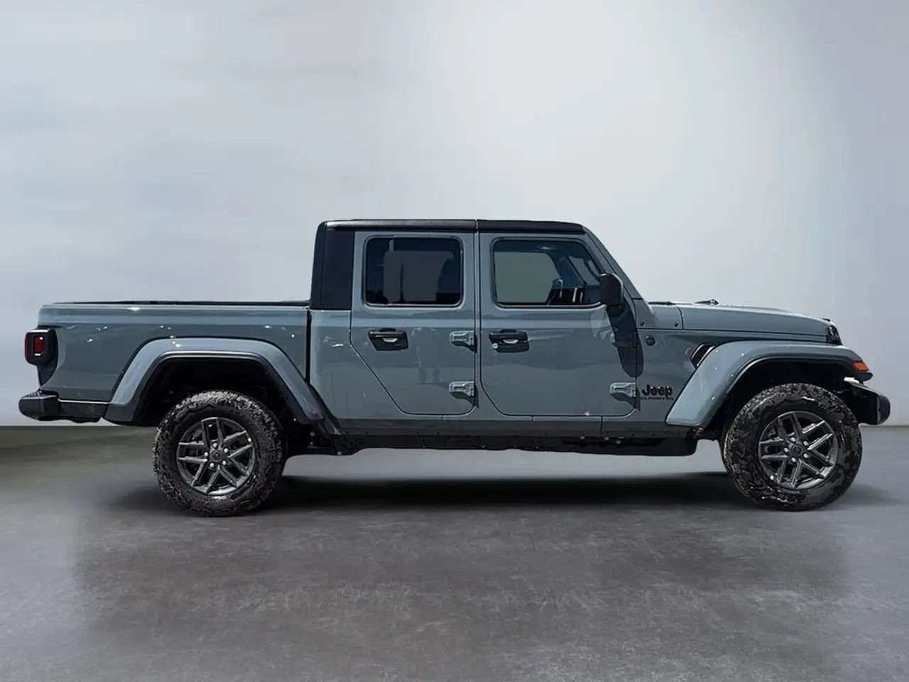 Jeep Gladiator снимка Jeep Gladiator