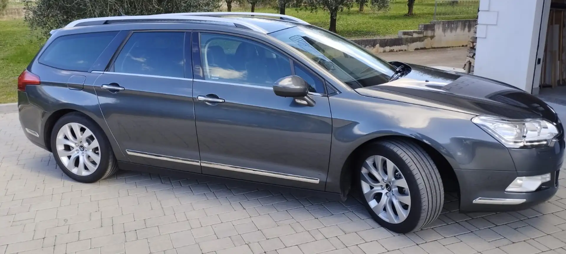 Citroen C5 Tourer 2.0 bluehdi Executive Hydractive 150cv Szürke - 1