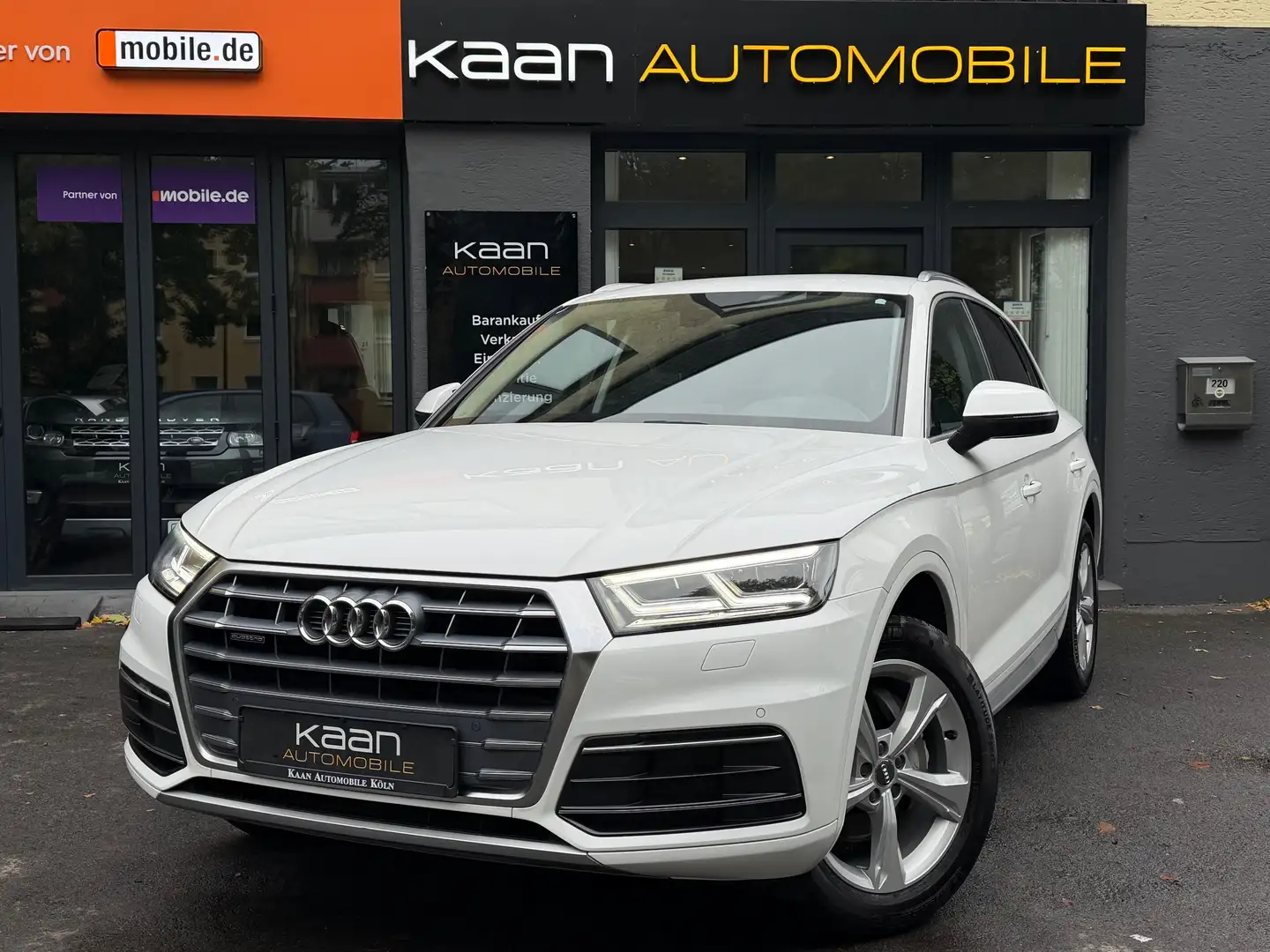 Audi Q5 45TFSI Quattro Sport/DI-TACHO/LED/NAVI/KAMERA/AHK Blanc - 1