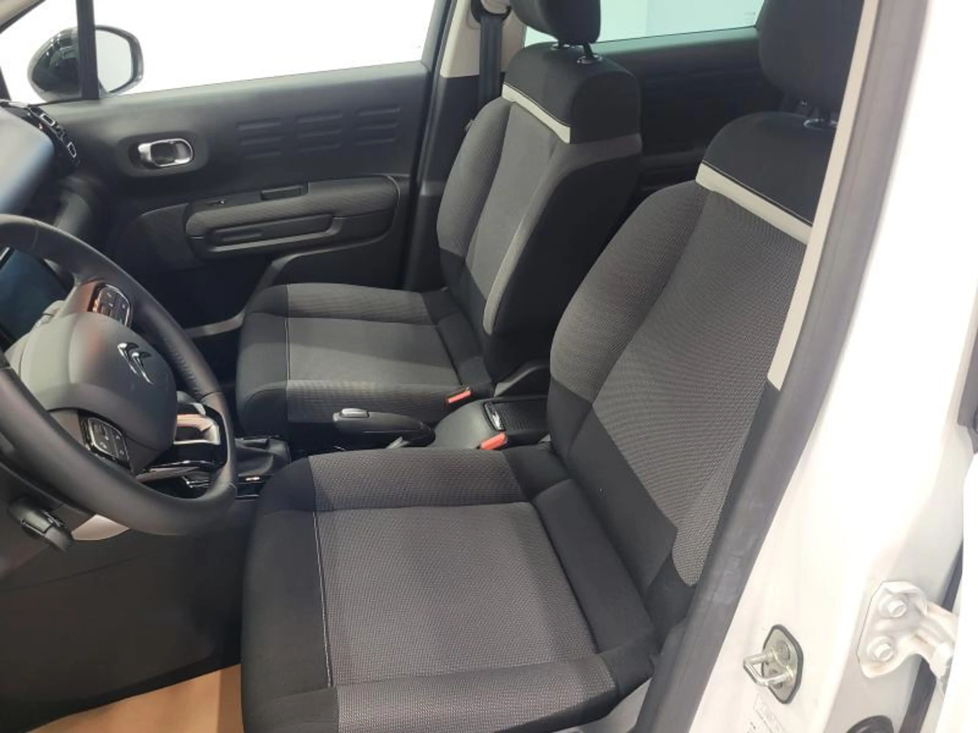 Citroen C3 Aircross 12 Turbo 130 pk EAT6 MAX — photo 12