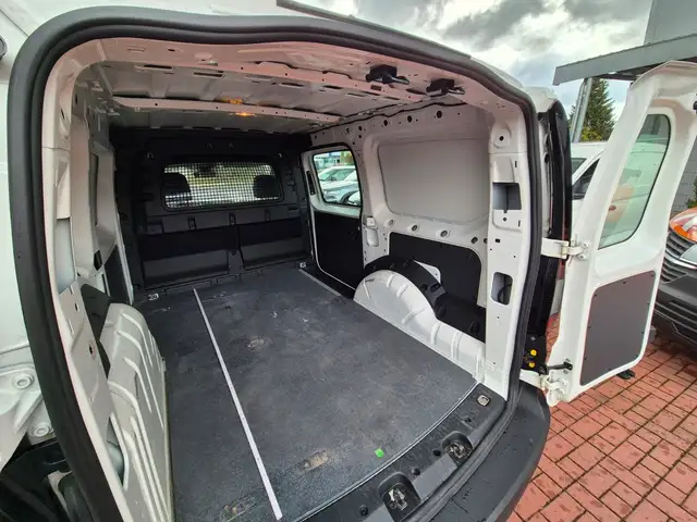 Volkswagen Caddy Cargo Maxi, Heckflügeltüren Parking hinten