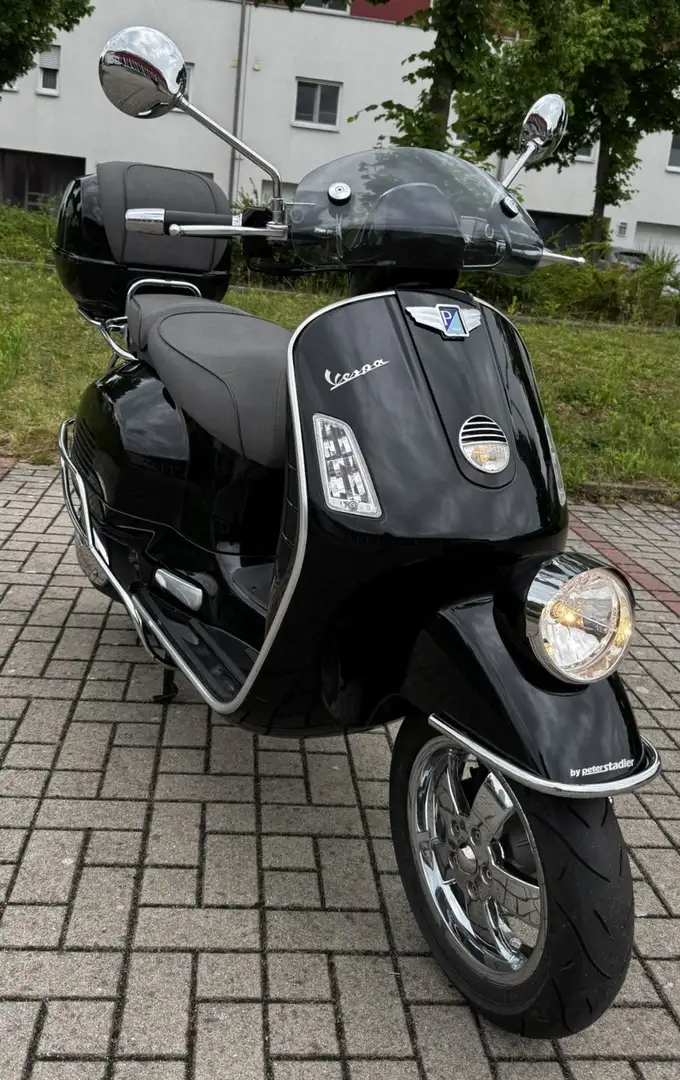 Vespa GTV Via Montenapoleone SE 300 Schwarz - 1