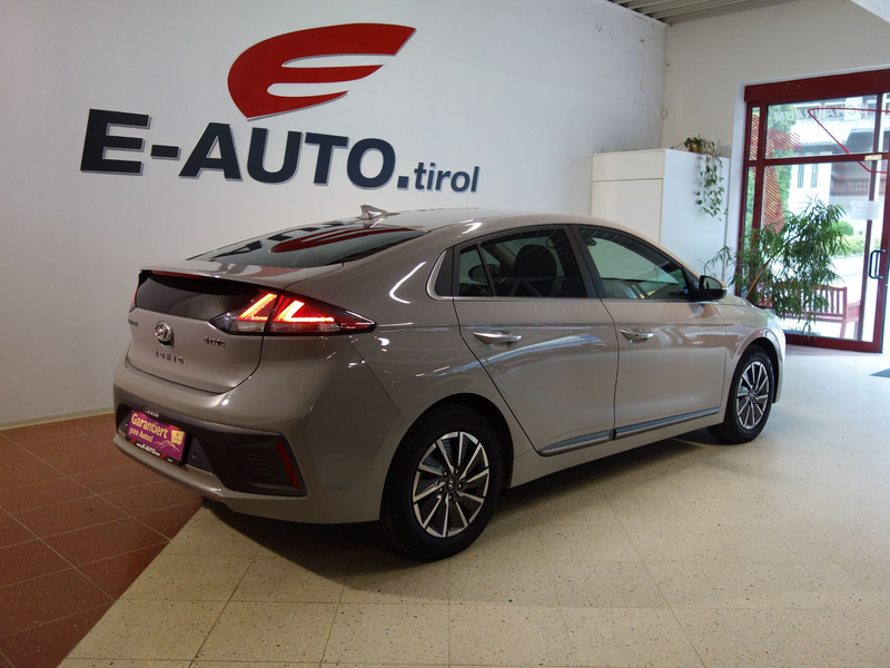 Hyundai IONIQ STYLE Elektro Aut. *SCHIEBEDACH *96% GETESTET *CC — photo 9