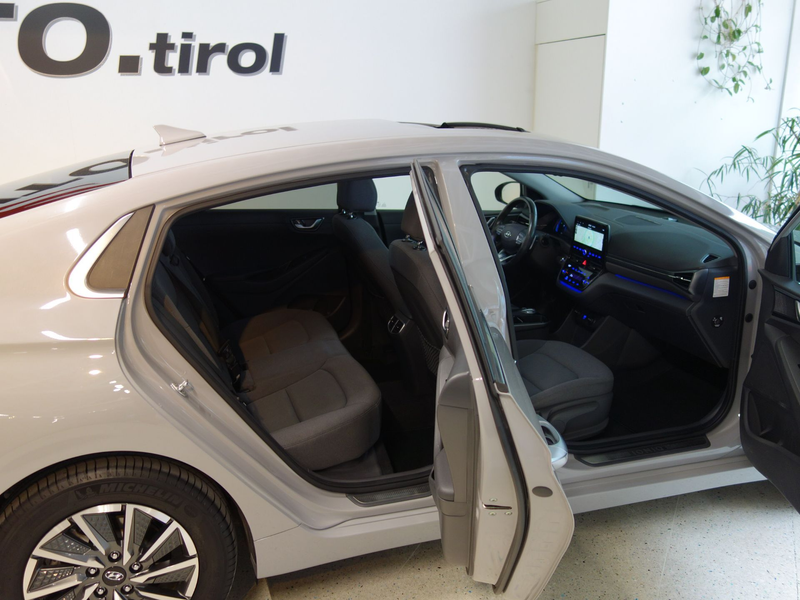Hyundai IONIQ STYLE Elektro Aut. *SCHIEBEDACH *96% GETESTET *CC — photo 12