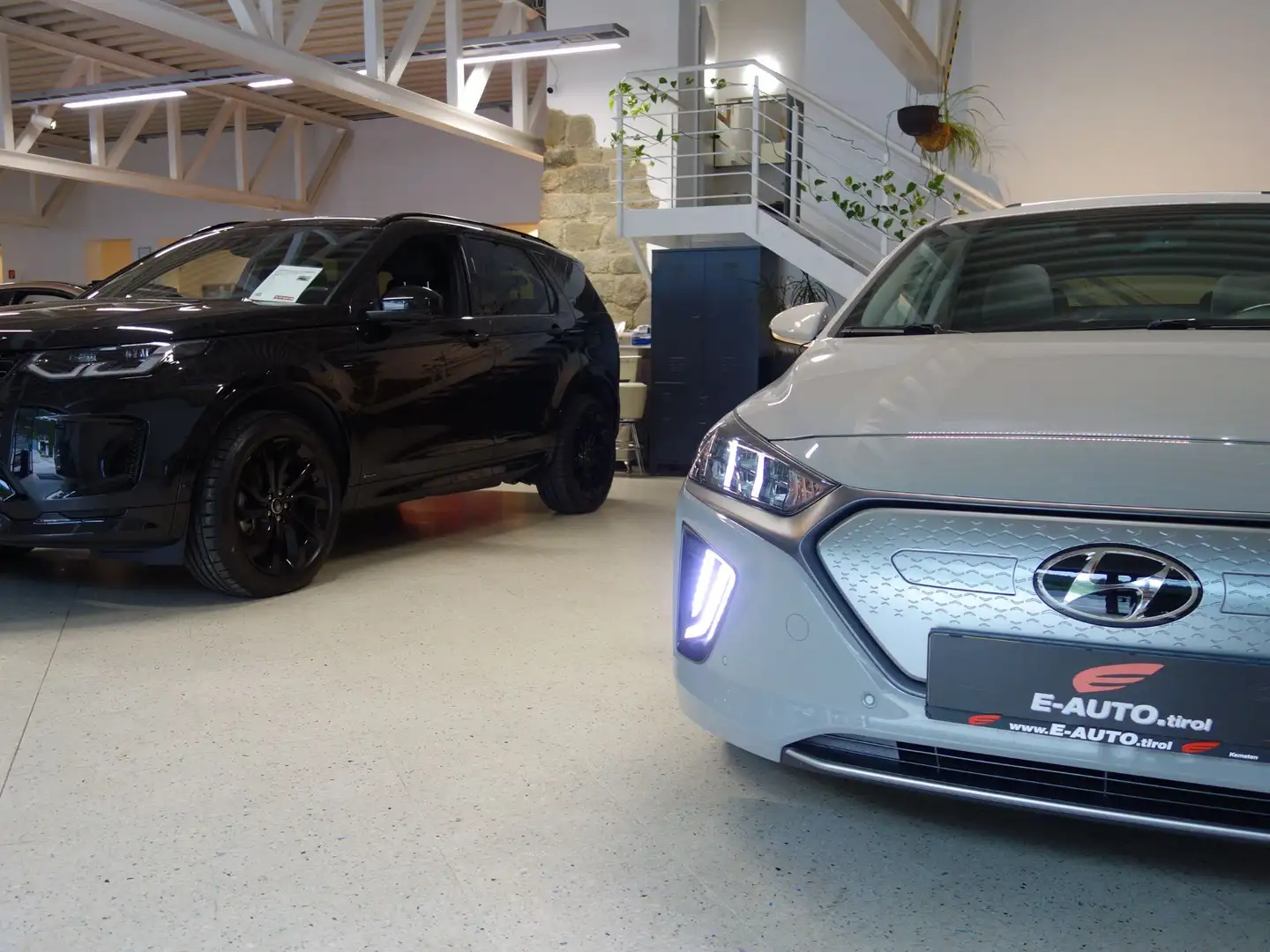 Hyundai IONIQ STYLE Elektro Aut. *SCHIEBEDACH *96% GETESTET *CC Grau - 2