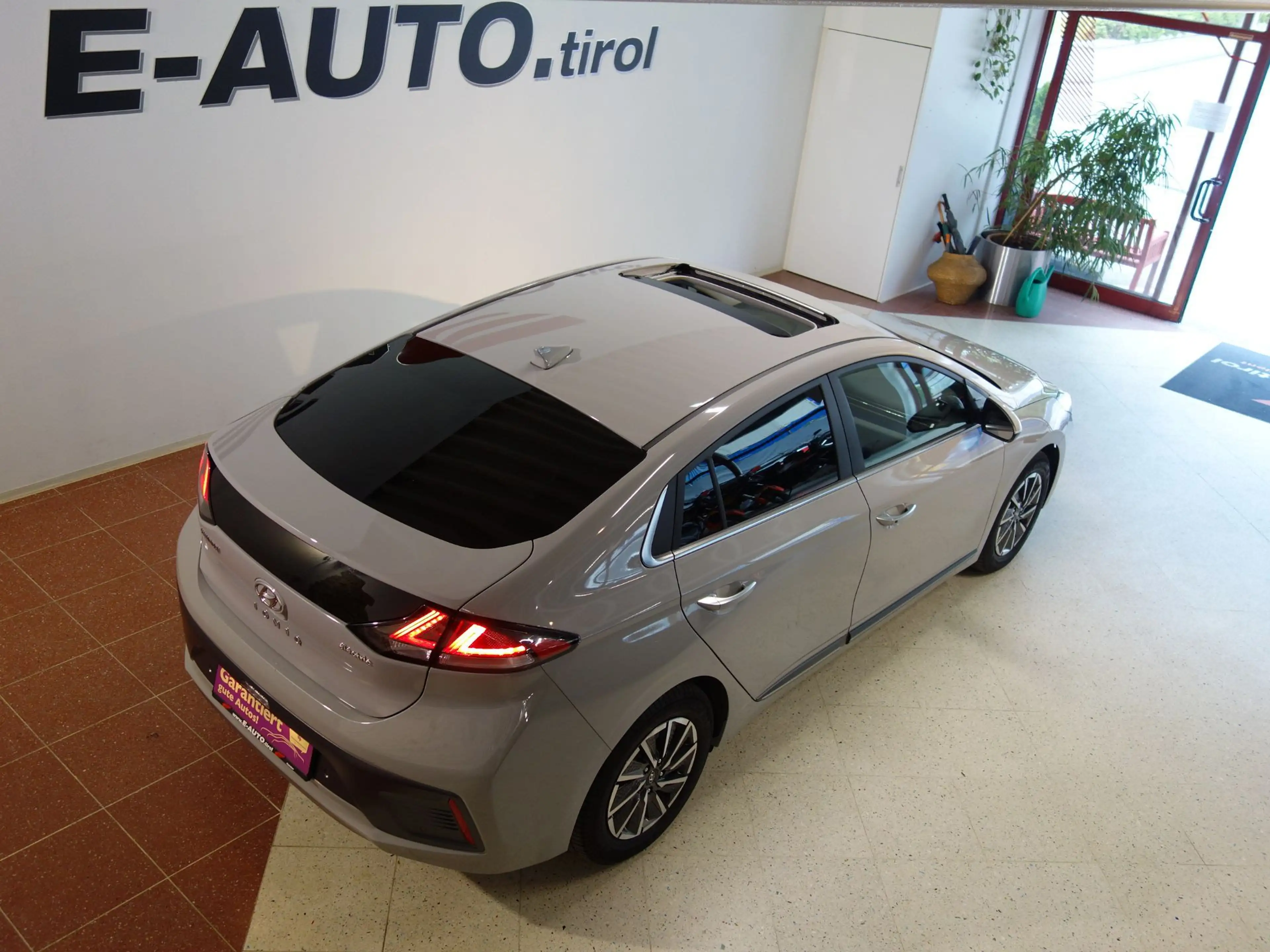 Hyundai IONIQ STYLE Elektro Aut. *SCHIEBEDACH *96% GETESTET *CC — photo 8