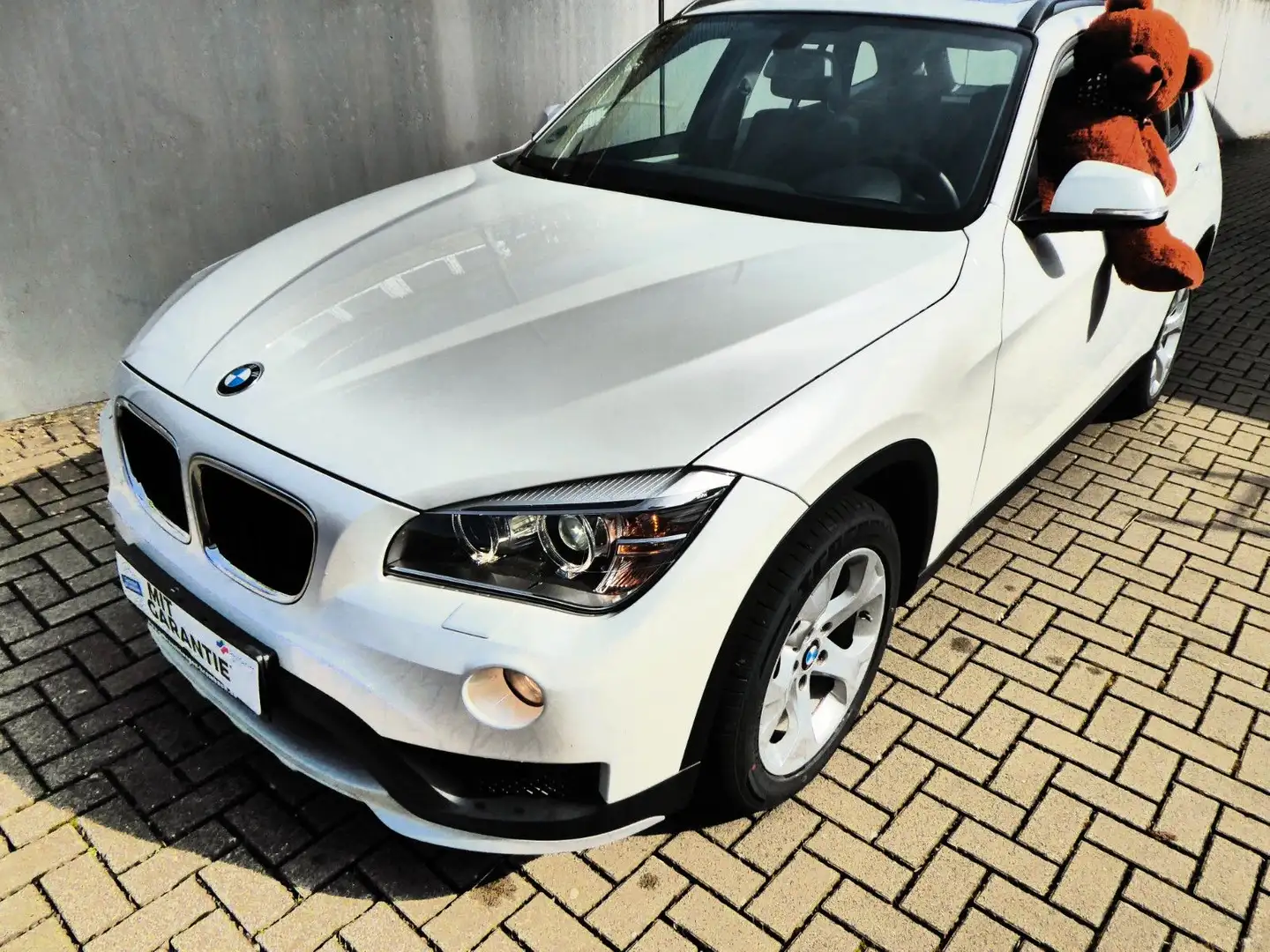 BMW X1 sDrive 18i 1.Hd orig.43.900km NEU BEREIFT Blanc - 1