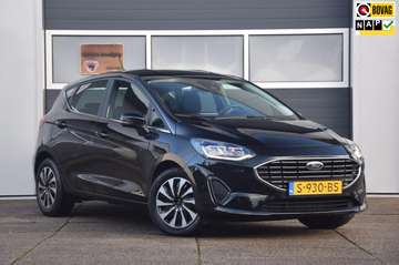 1.0 EcoBoost Hybrid Titanium + NAVIGATIE/DRAADLOOS