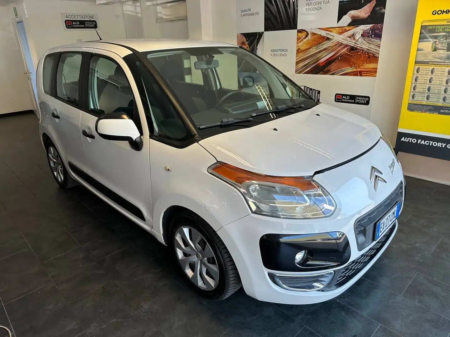 Citroen C3 C3 Picasso 1.4 vti 16v Ideal Bianco - 2