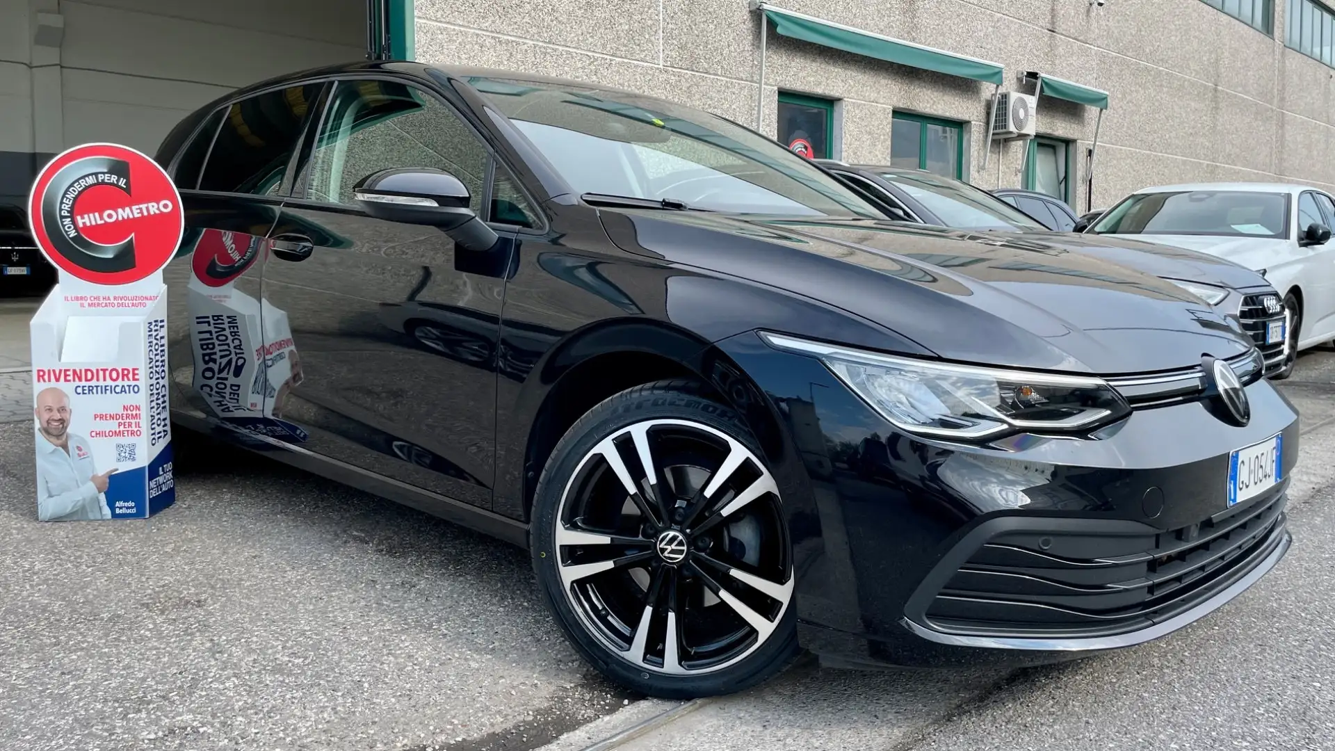 Volkswagen Golf 2.0 TDI 150 CV DSG SCR Life Schwarz - 1