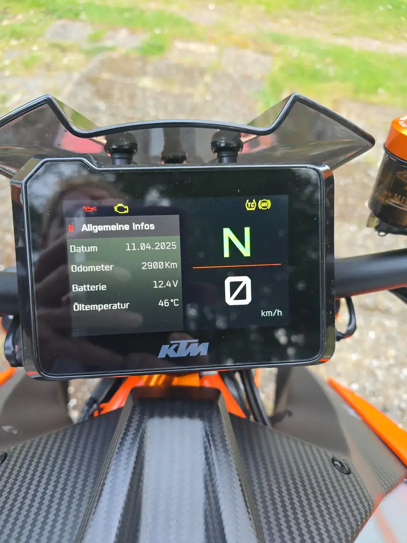 KTM 1290 Super Duke R EVO - 2