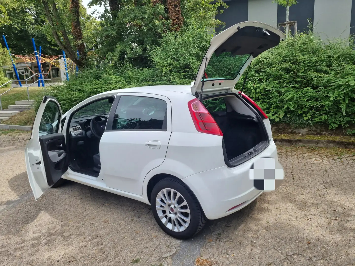Fiat Grande Punto Grande Punto 1.4 8V Natural Power Weiß - 2