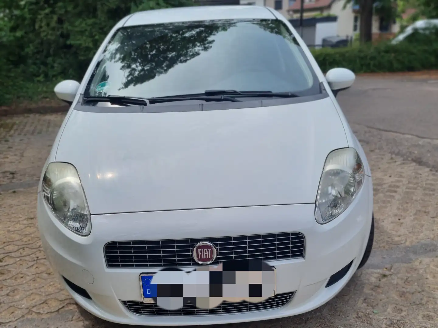 Fiat Grande Punto Grande Punto 1.4 8V Natural Power Weiß - 1