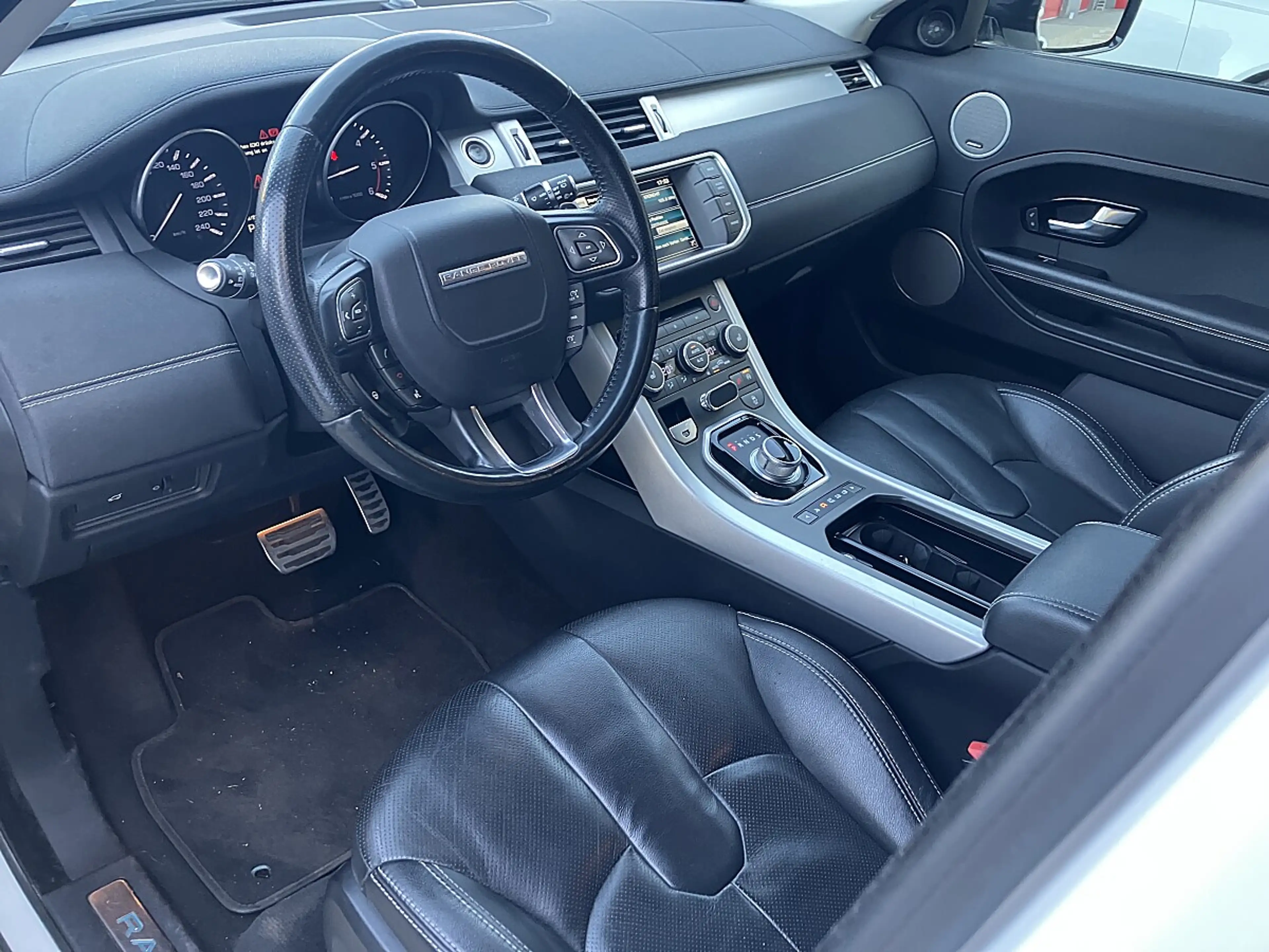 Land Rover Range Rover Evoque 2.2 SD4 Dynamic Start/Stopp — photo 7