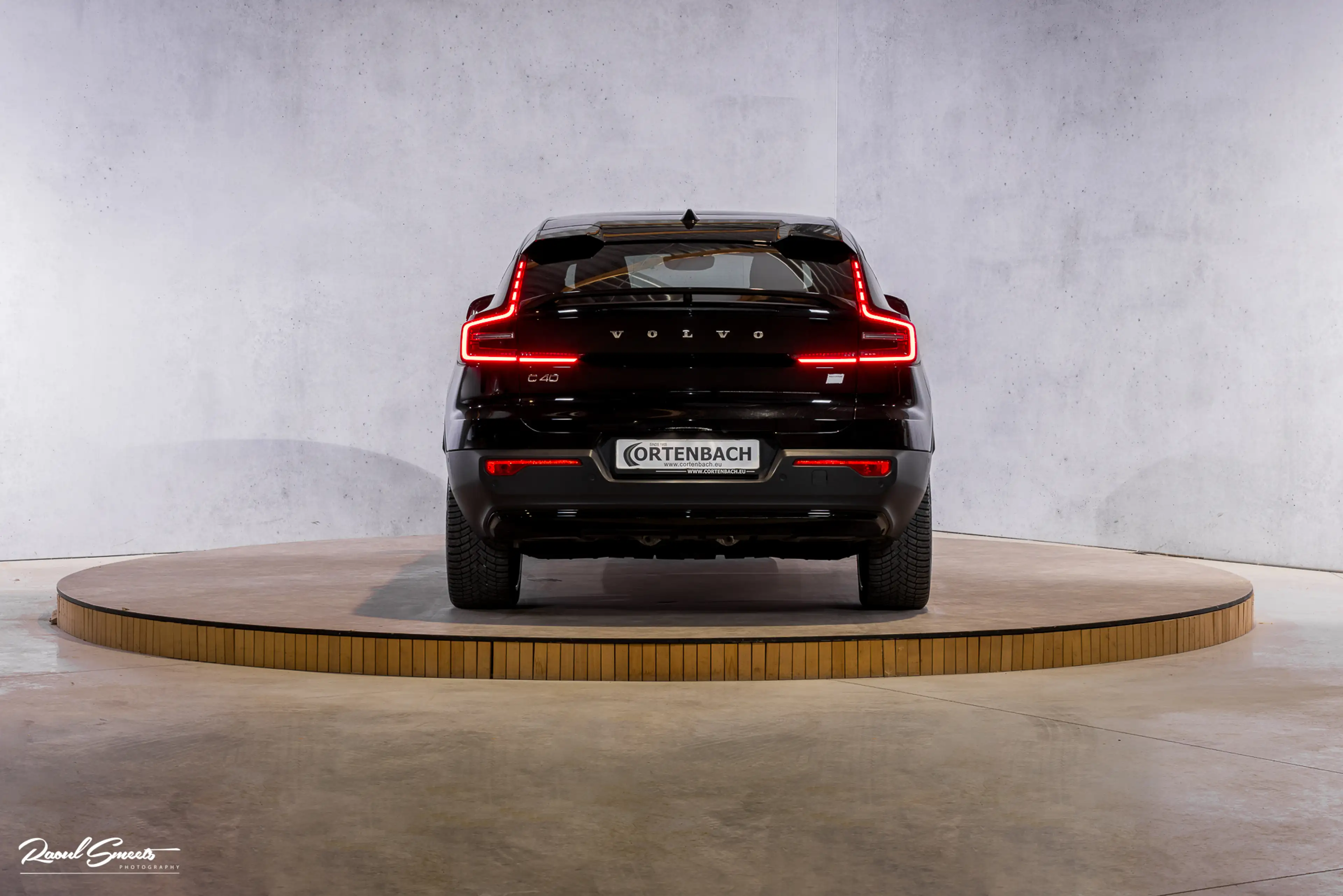 Volvo C40 Recharge Ultimate 69 kWh | Panorama dak | Adaptiev — photo 3