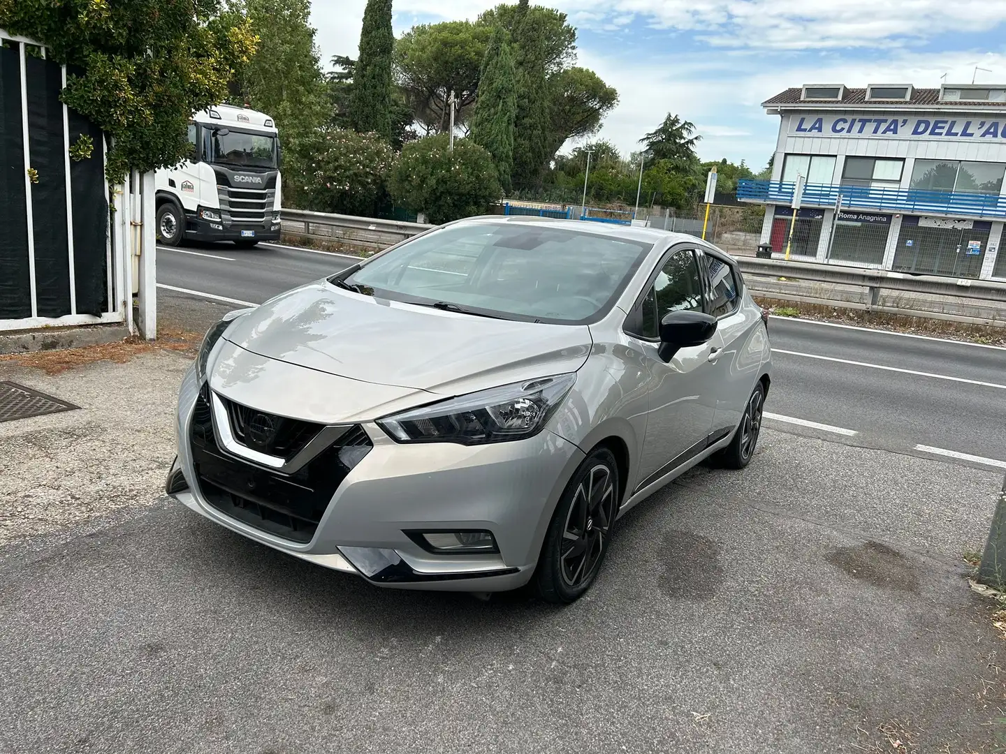 Nissan Micra 1.0 ig-t Eco N-Design Gpl - 1
